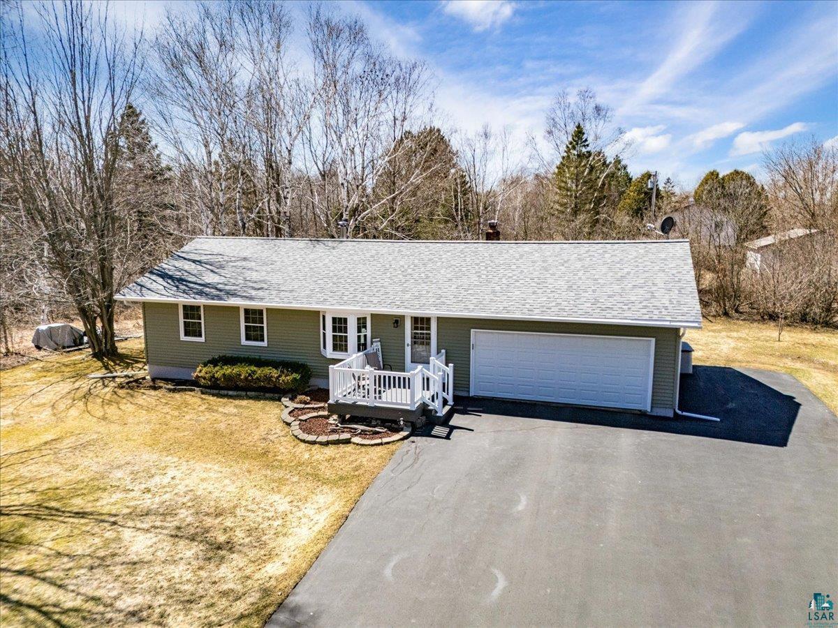 29 Maple Dr, Esko, MN 55733 Listing Photo  3