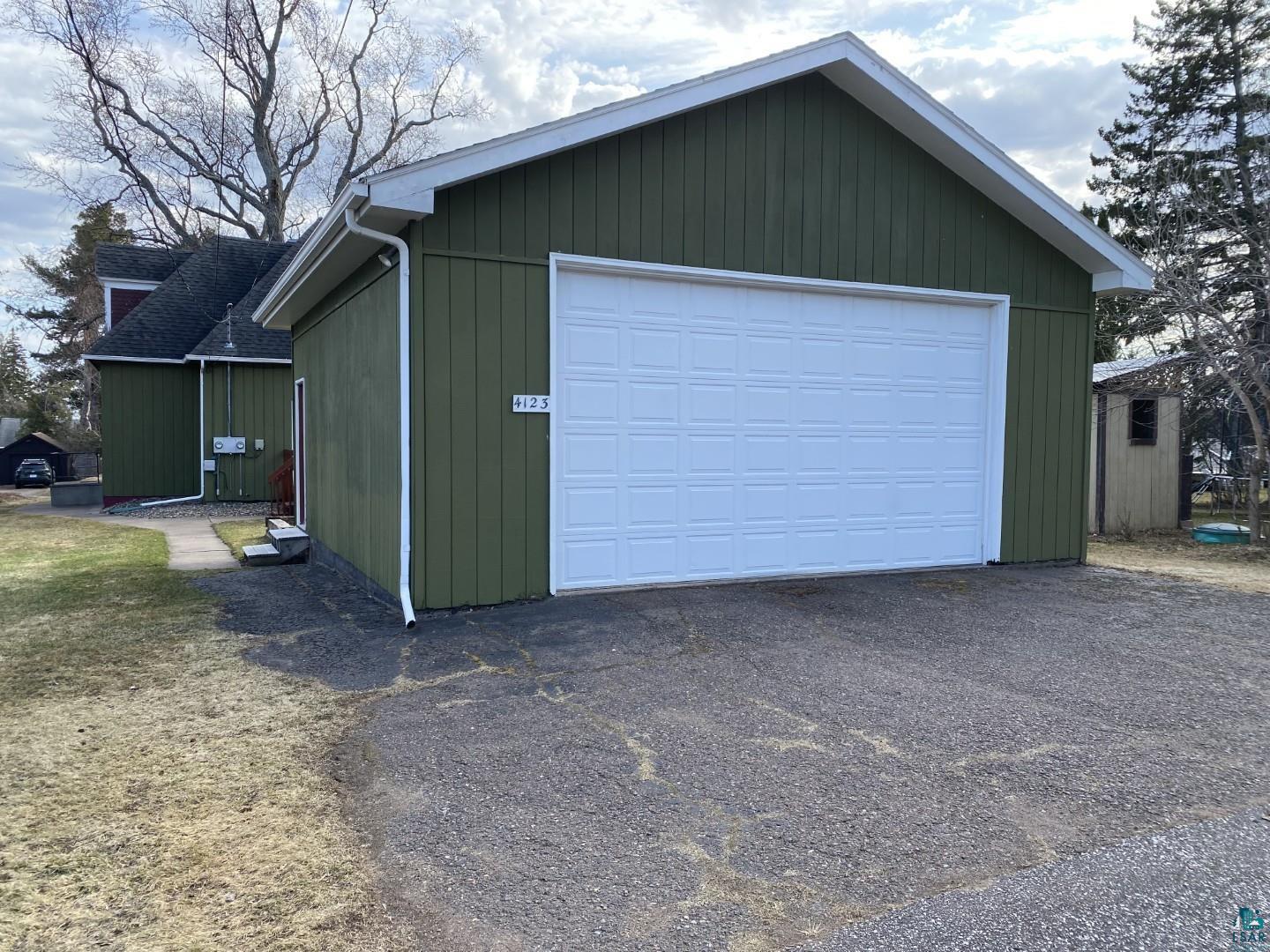 4123 Lombard St, Duluth, MN 55804 Listing Photo  16