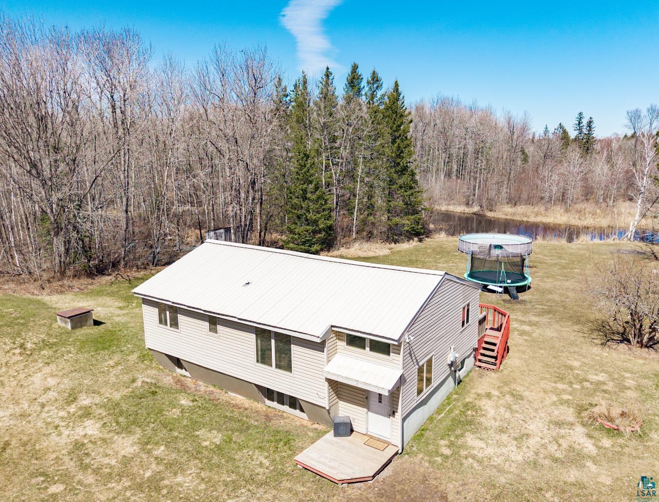 6917 Pond Dr, Eveleth, MN 55734 Listing Photo  2