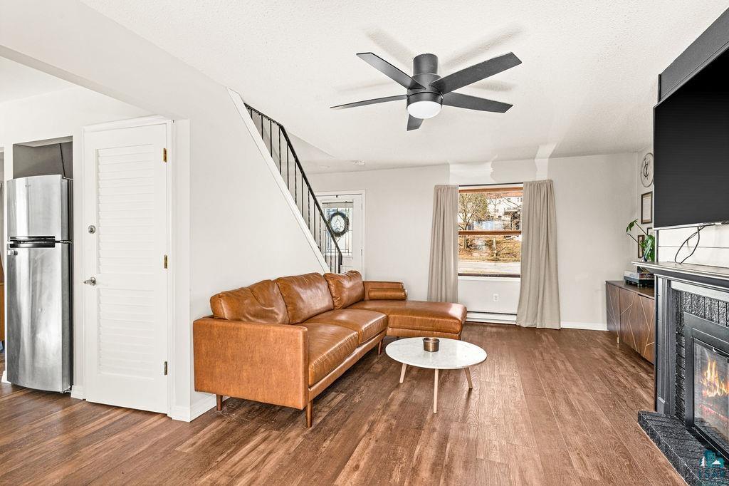 2928 E Superior St, Duluth, MN 55812 Listing Photo  11
