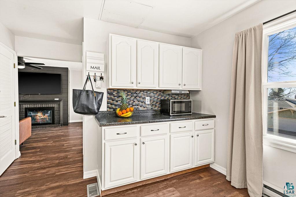 2928 E Superior St, Duluth, MN 55812 Listing Photo  13