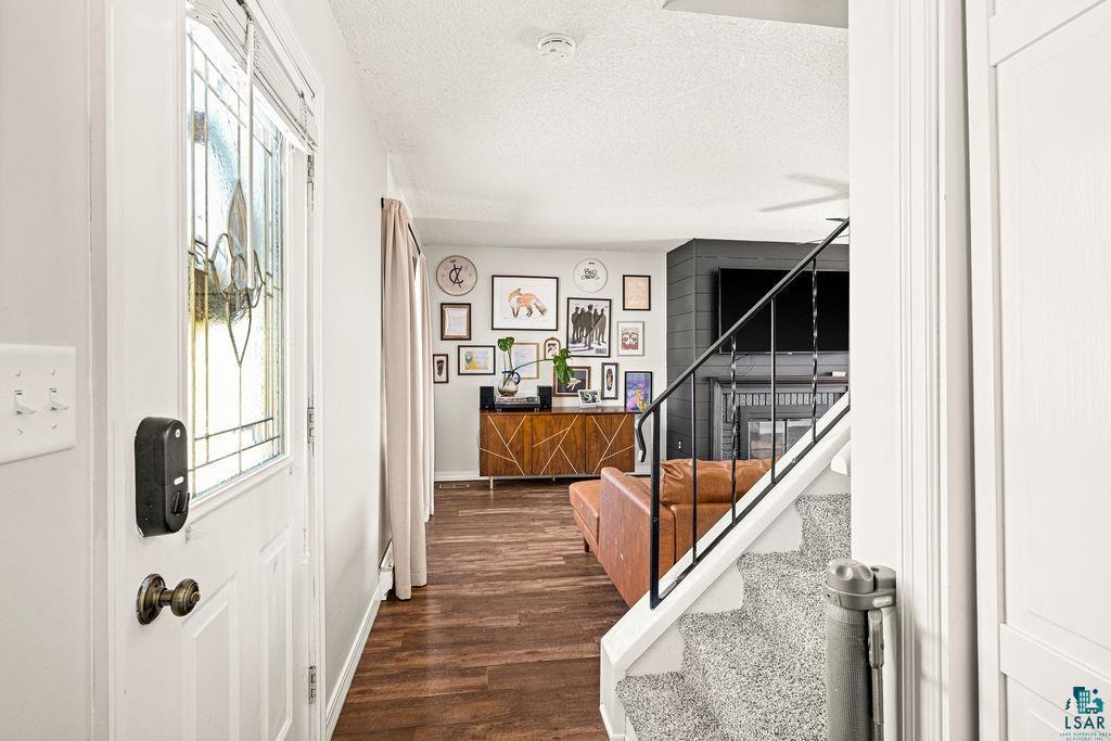 2928 E Superior St, Duluth, MN 55812 Listing Photo  4