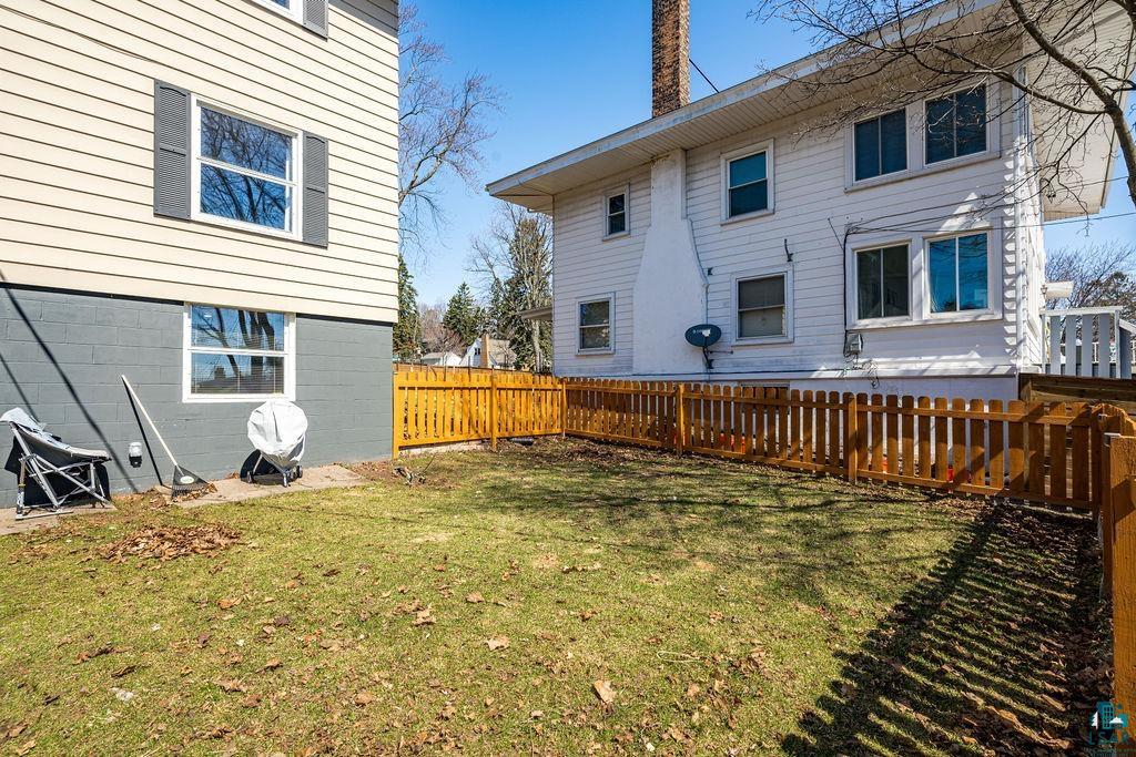 2928 E Superior St, Duluth, MN 55812 Listing Photo  38