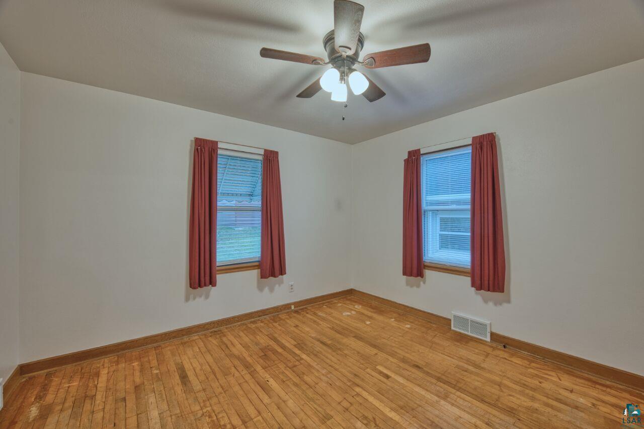1008 Douglas Ave, Eveleth, MN 55734-0000 Listing Photo  13