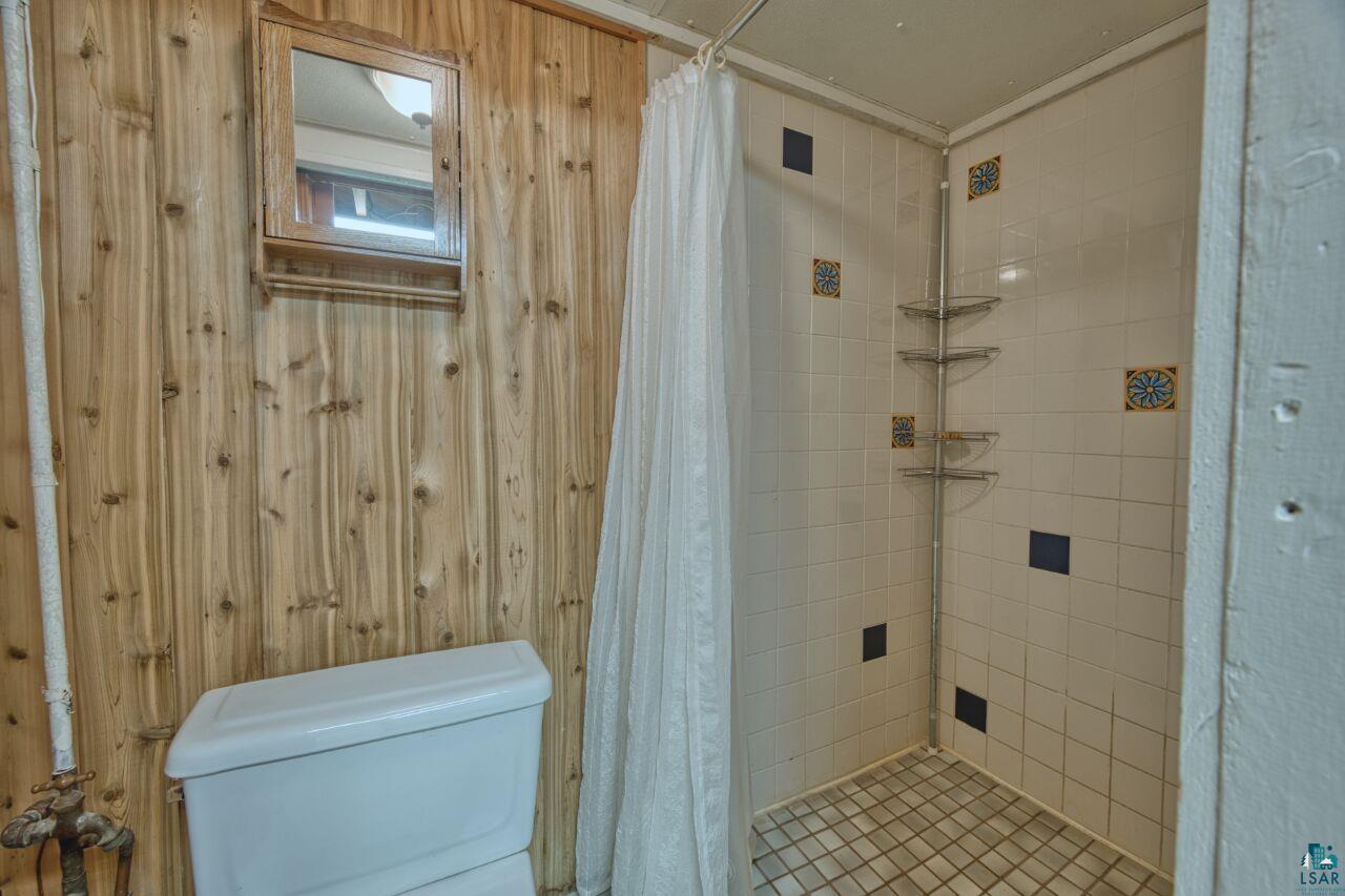 1008 Douglas Ave, Eveleth, MN 55734-0000 Listing Photo  19
