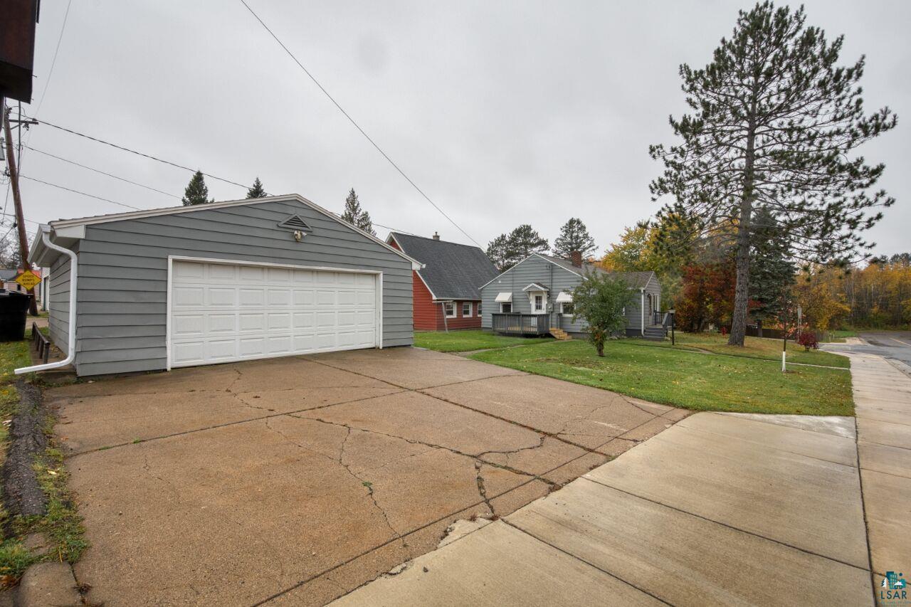 1008 Douglas Ave, Eveleth, MN 55734-0000 Listing Photo  25