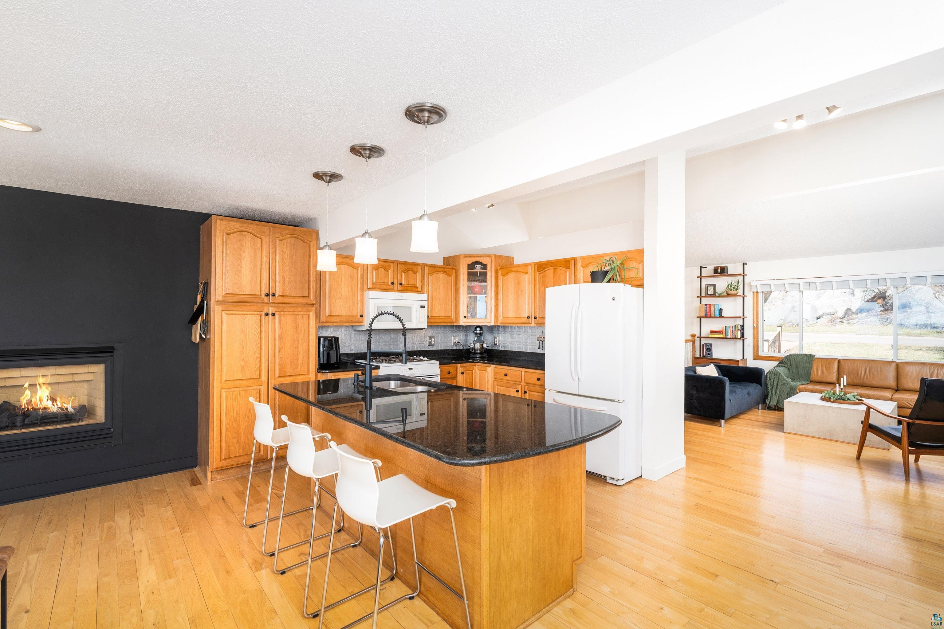 726 W 5th St, Duluth, MN 55806 Listing Photo  20