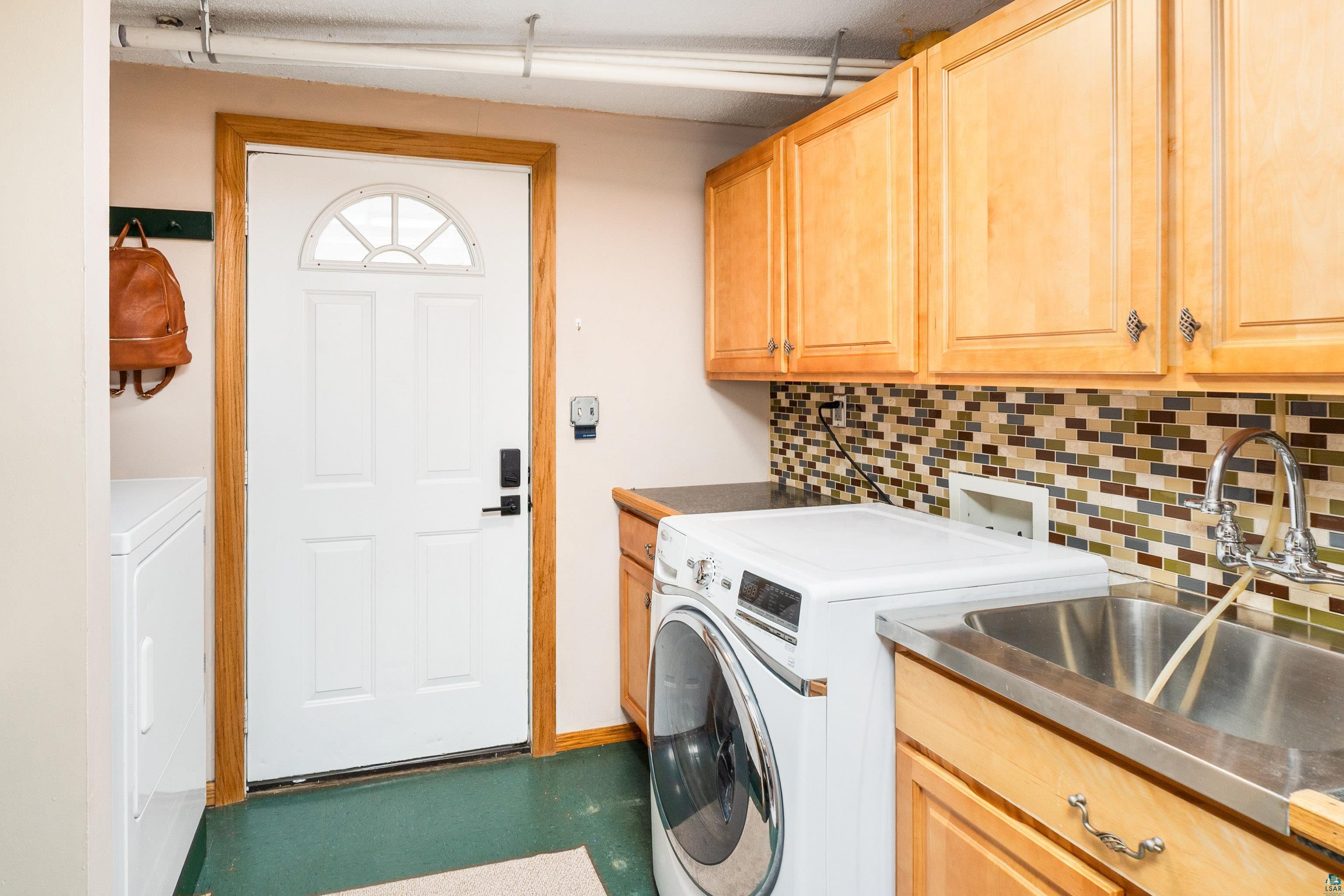 726 W 5th St, Duluth, MN 55806 Listing Photo  46