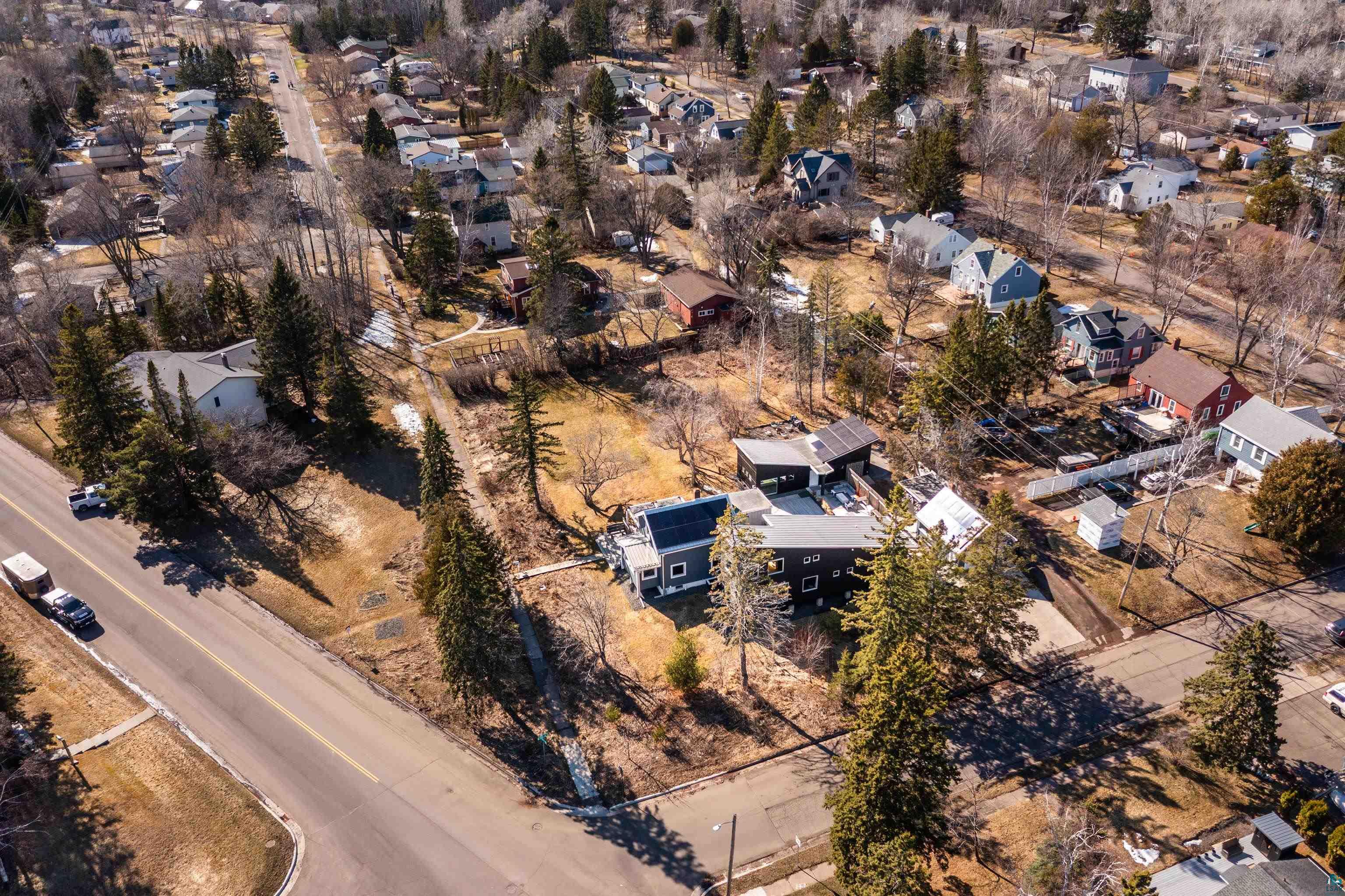 5027 Oakley St, Duluth, MN 55804 Listing Photo  85