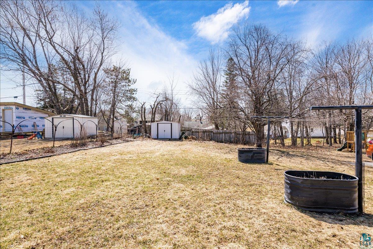 240 W Redwing St, Duluth, MN 55803 Listing Photo  28