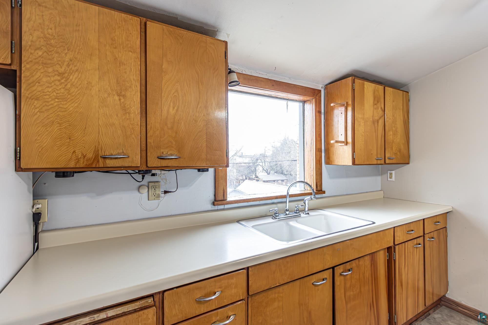 45 W Chapman St, Ely, MN 55731 Listing Photo  12