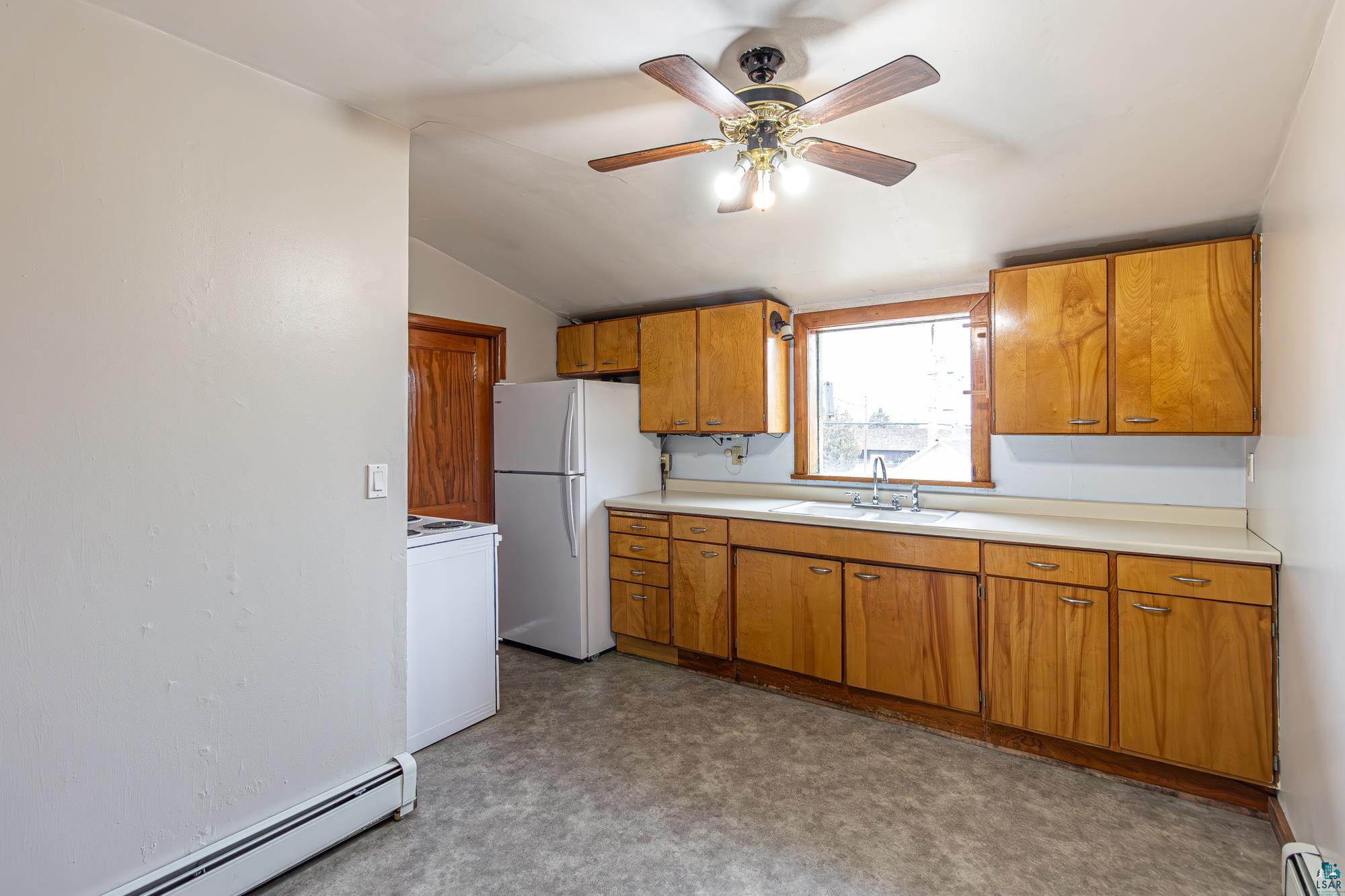 45 W Chapman St, Ely, MN 55731 Listing Photo  9