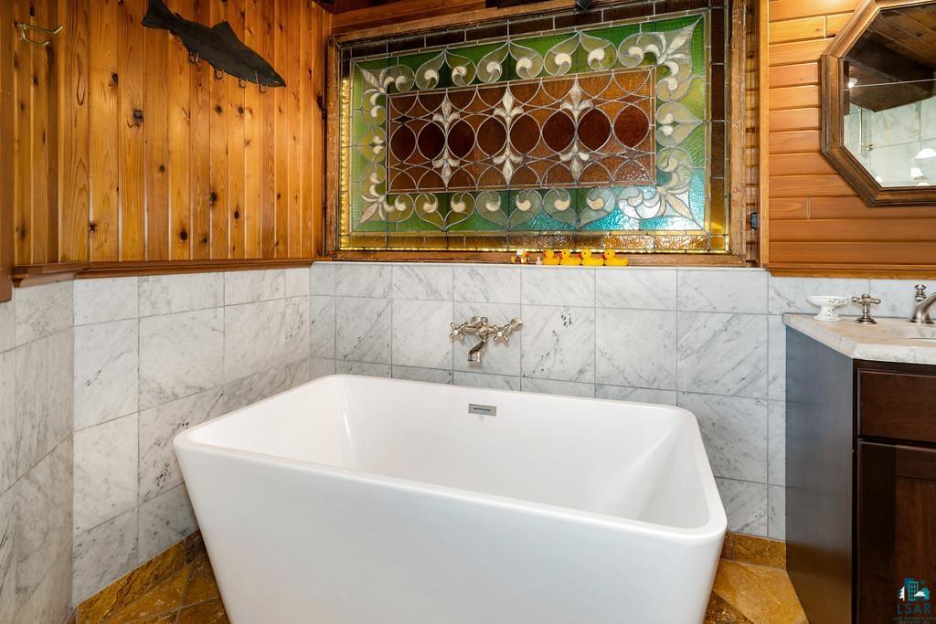 1700 Minnesota Ave, Duluth, MN 55802 Listing Photo  38