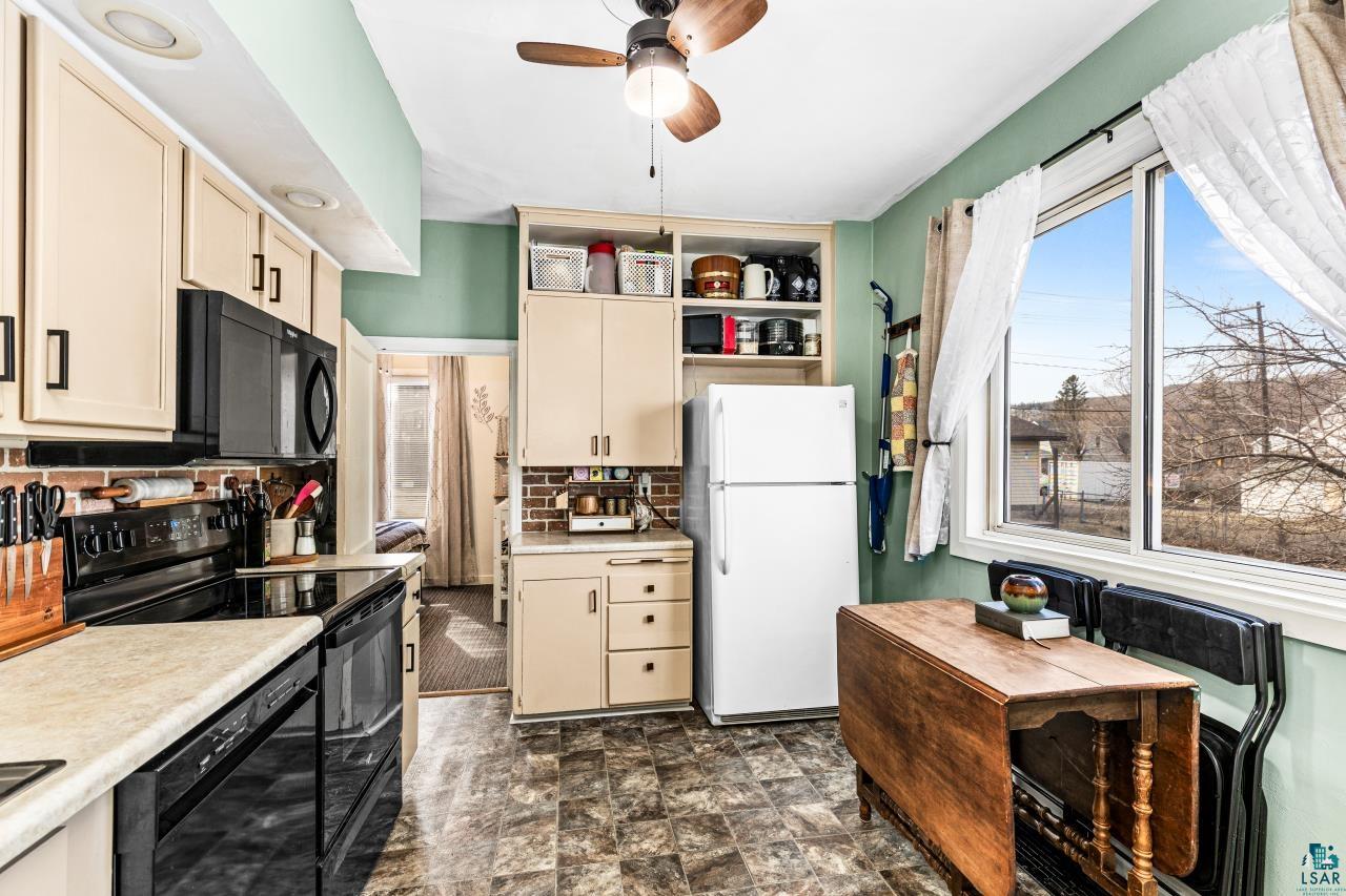 411 N 52nd Ave W, Duluth, MN 55807 Listing Photo  5