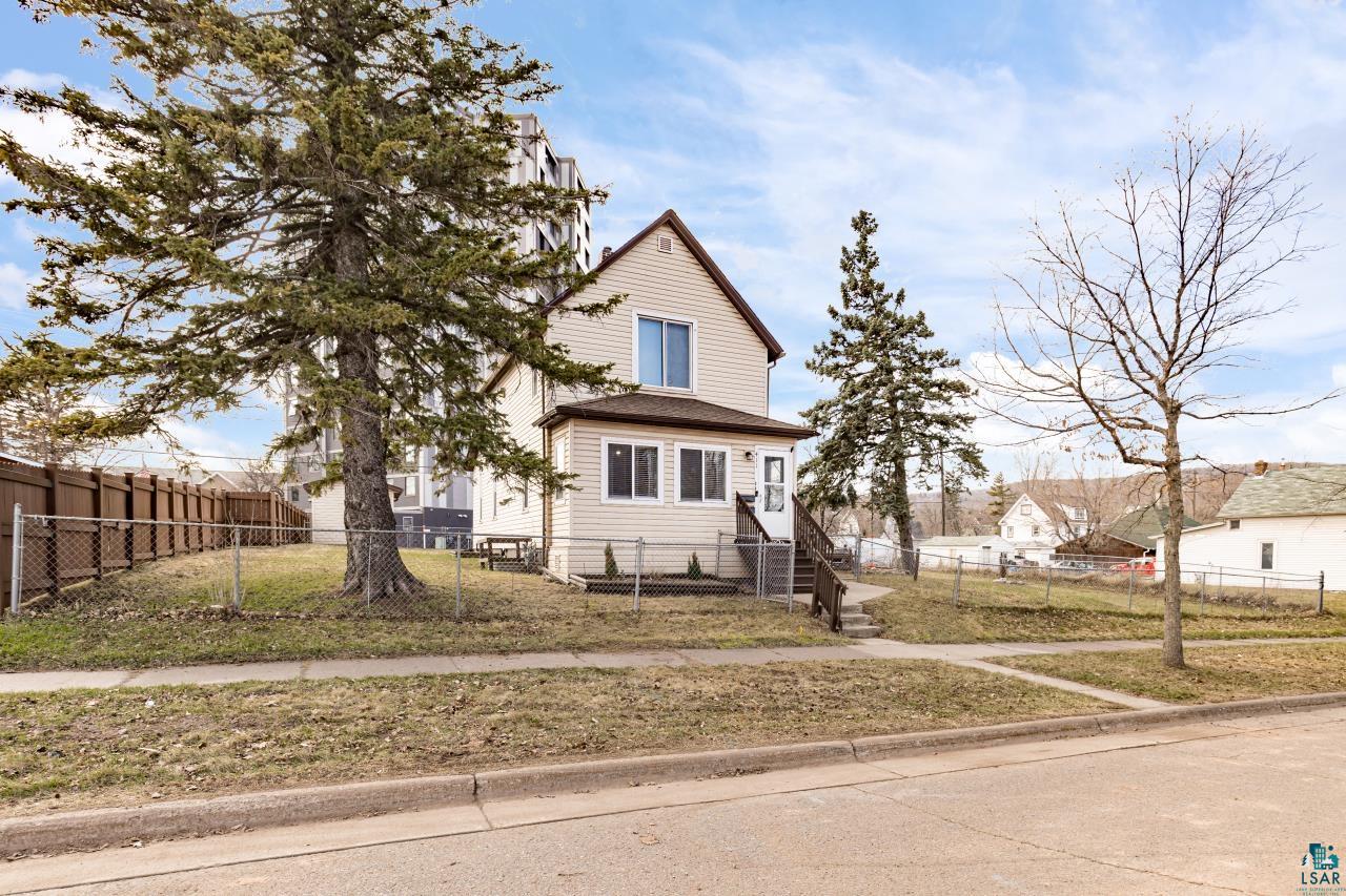 411 N 52nd Ave W, Duluth, MN 55807 Listing Photo  55