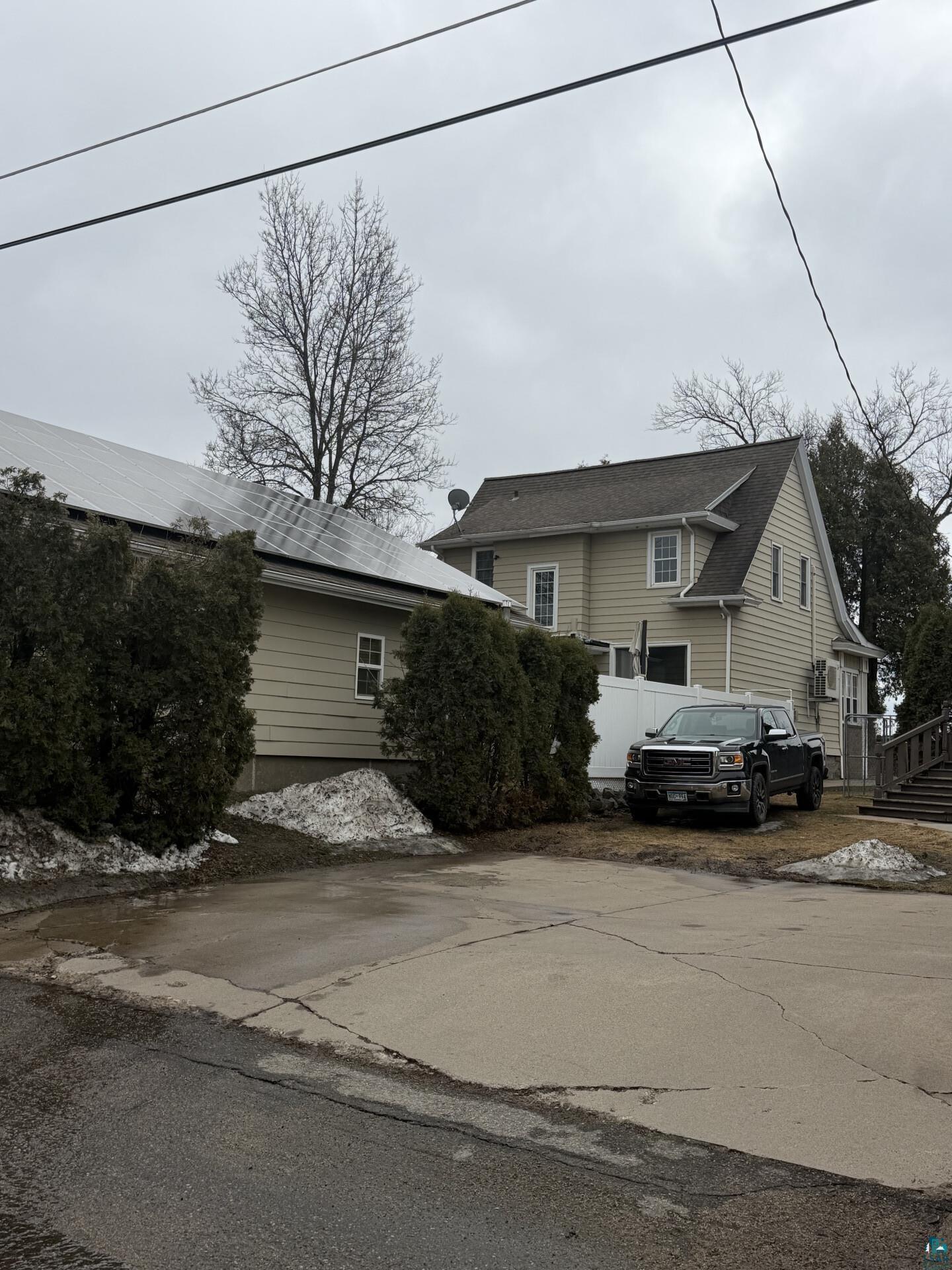 805 Harrison St, Eveleth, MN 55734 Listing Photo  11
