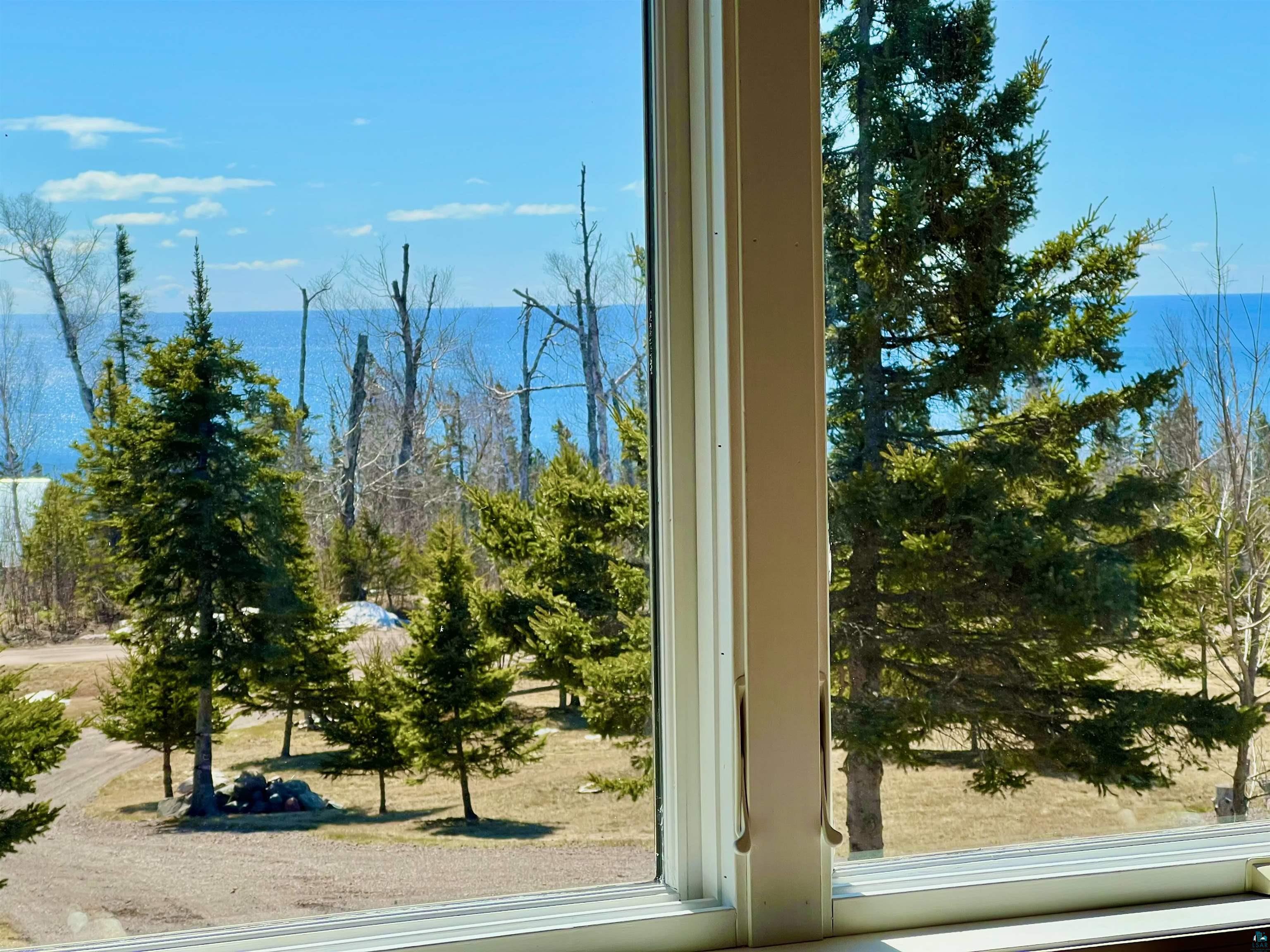 21 Turnagain Tr, Lutsen, MN 55612 Listing Photo  3