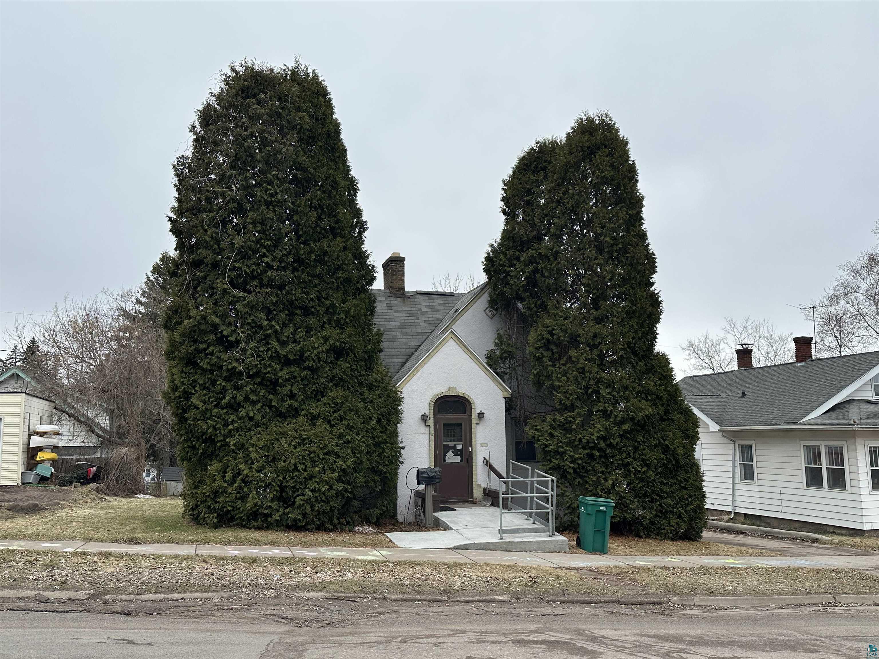 21 4th St, Cloquet, MN 55720 Listing Photo  1