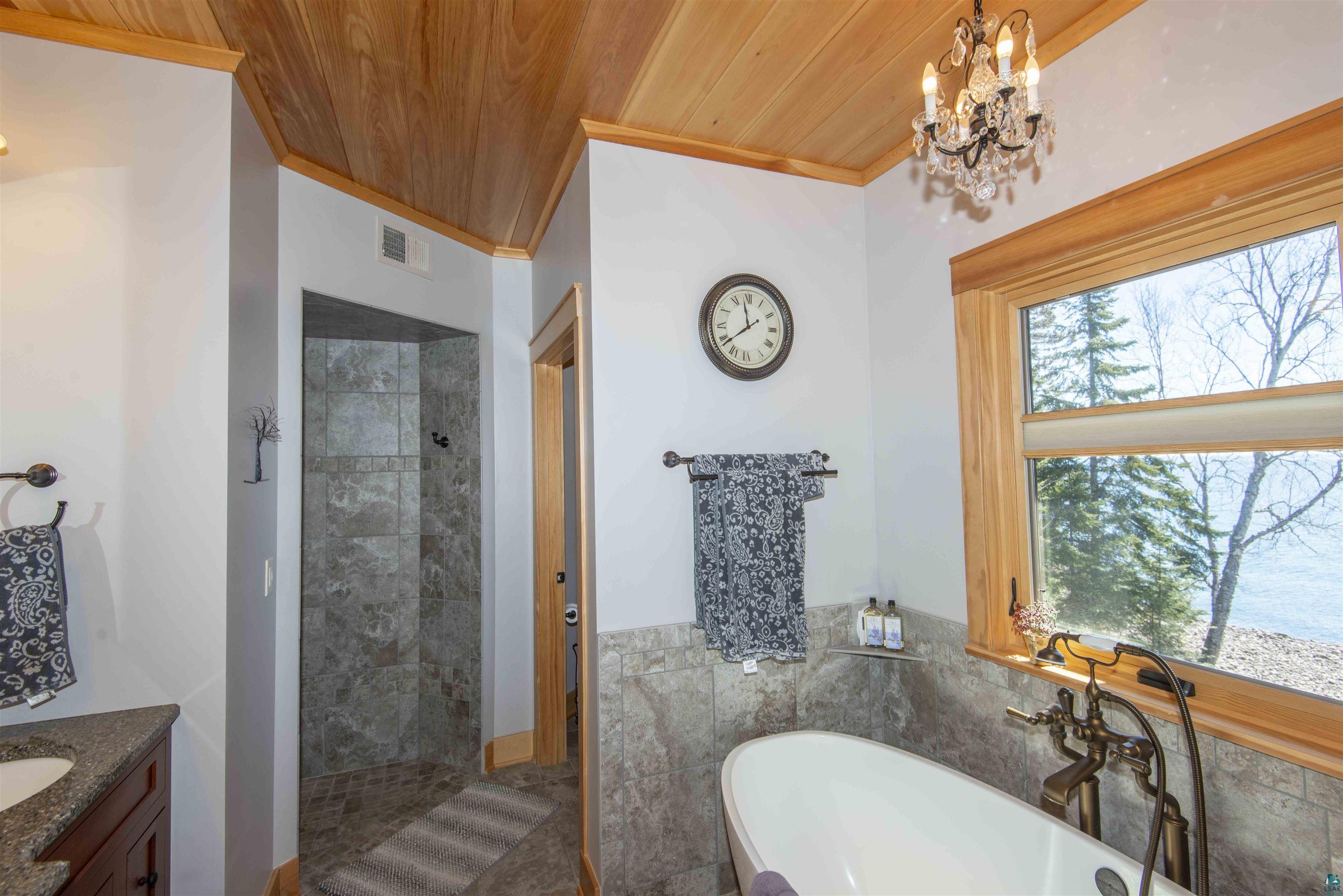 126 Harbor View Tr, Grand Marais, MN 55604 Listing Photo  33