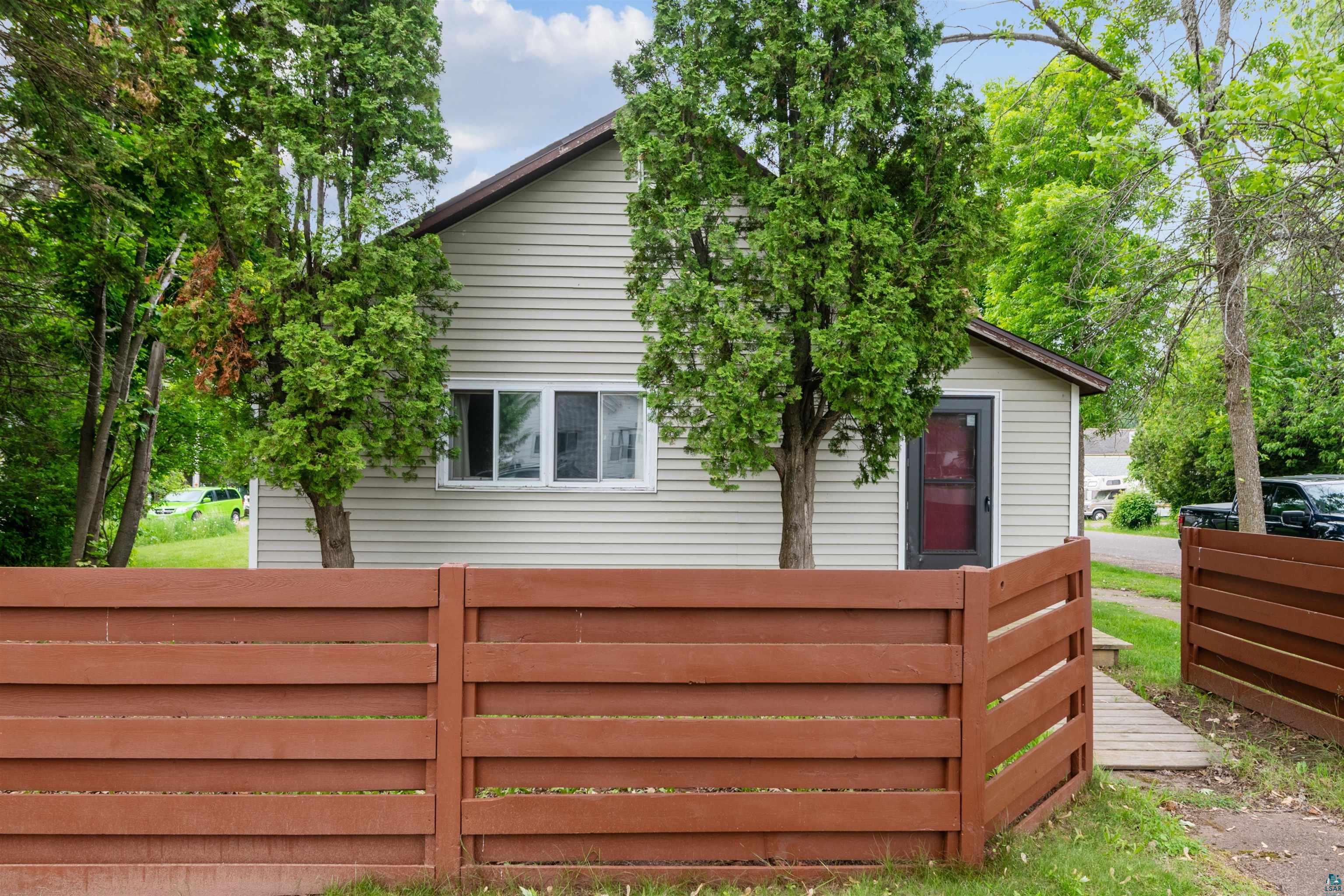 332 W Pine Street, Washburn, WI 54891 Listing Photo  1