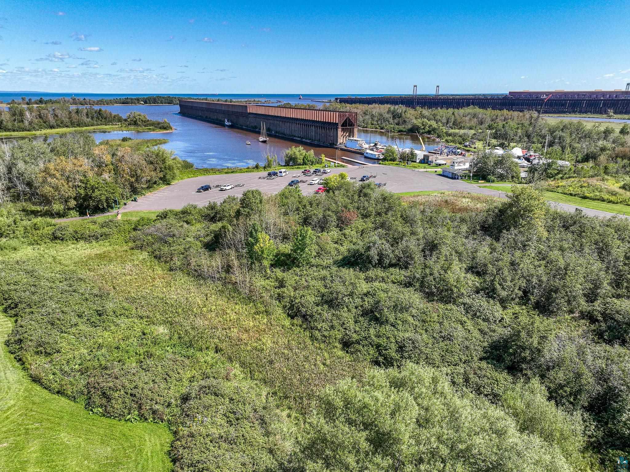 xx 30th Ave E, Superior, WI 54880 Listing Photo  5