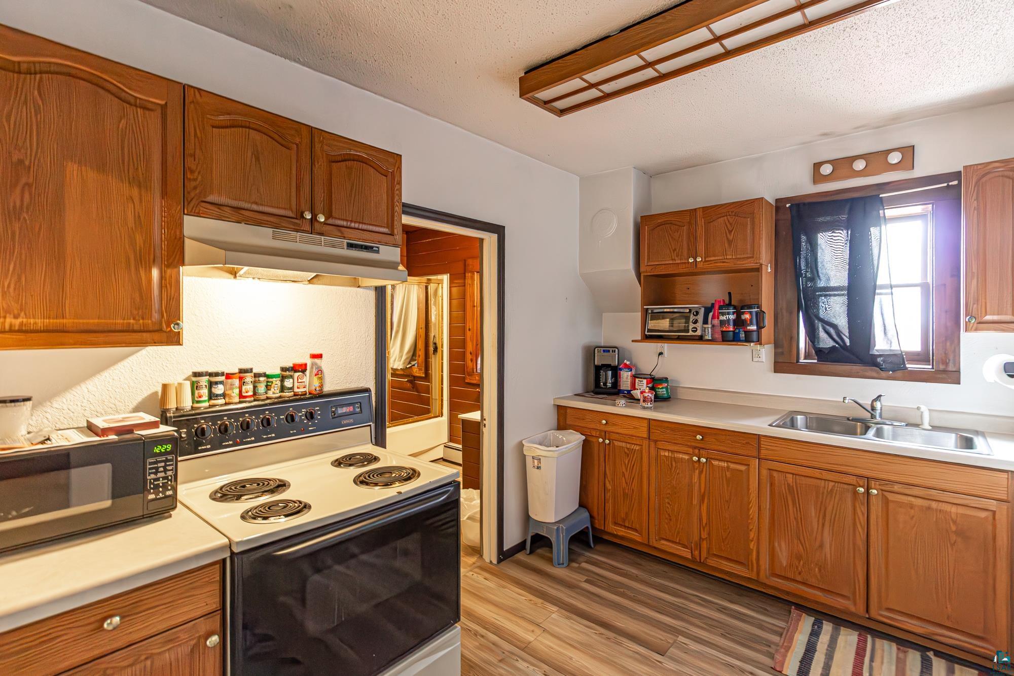 216 E Sheridan St, Ely, MN 55731 Listing Photo  76