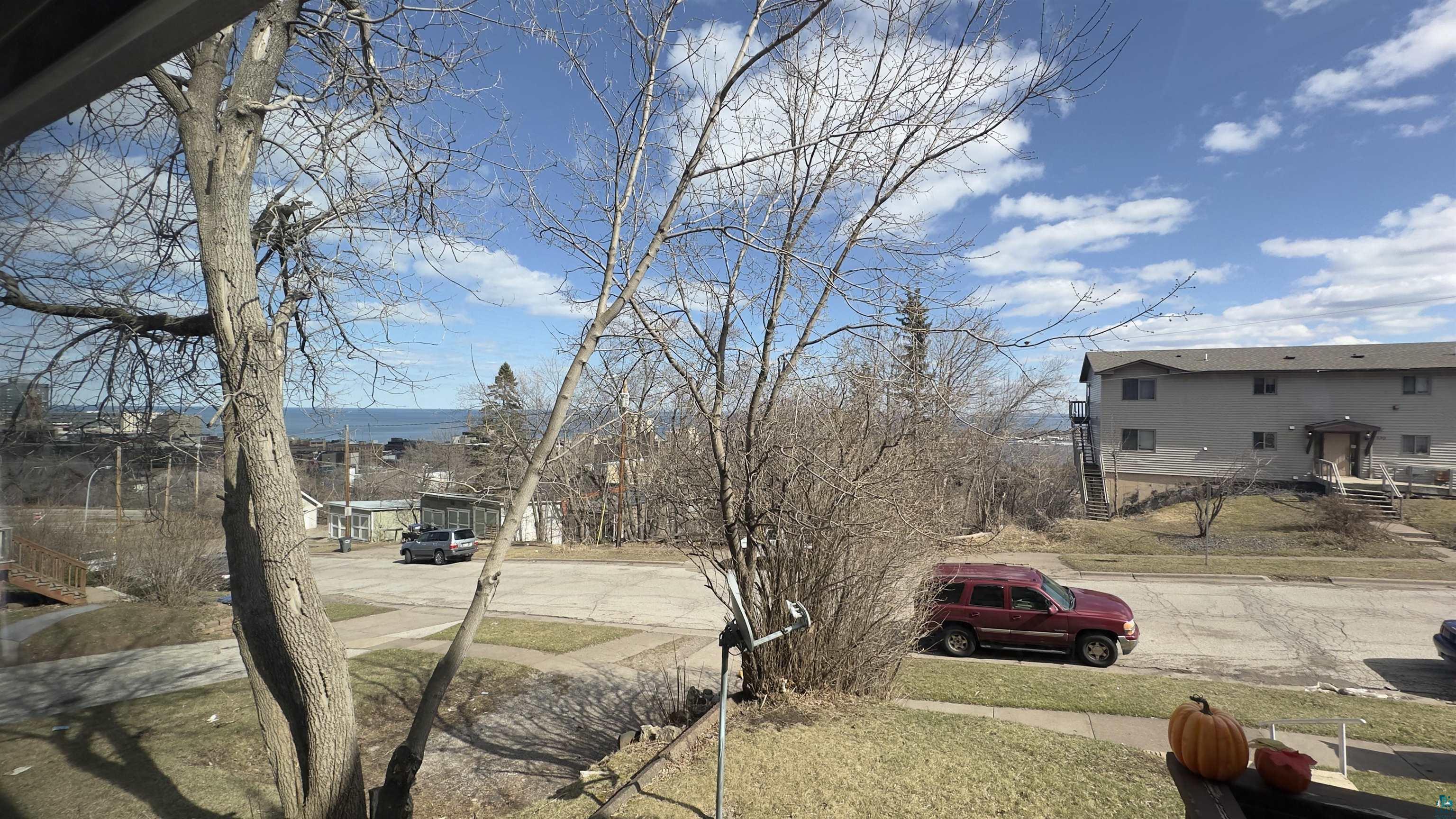 525 W 4th St, Duluth, MN 55806-4608 Listing Photo  15