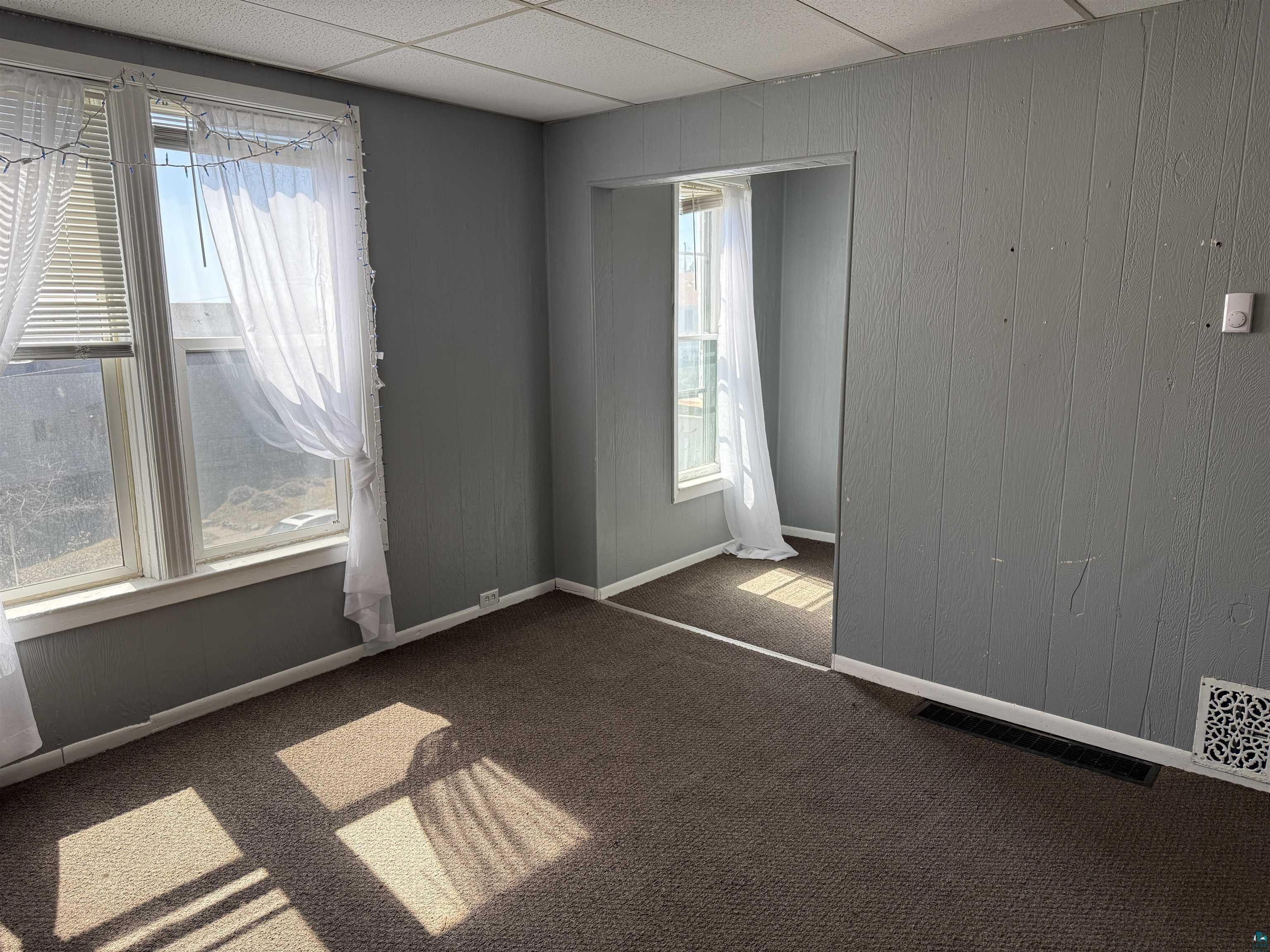 525 W 4th St, Duluth, MN 55806-4608 Listing Photo  20