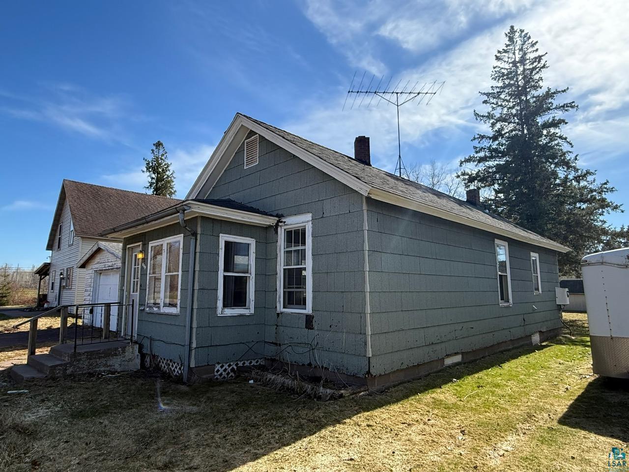 609 14th Ave E, Ashland, WI 54806 Listing Photo  1