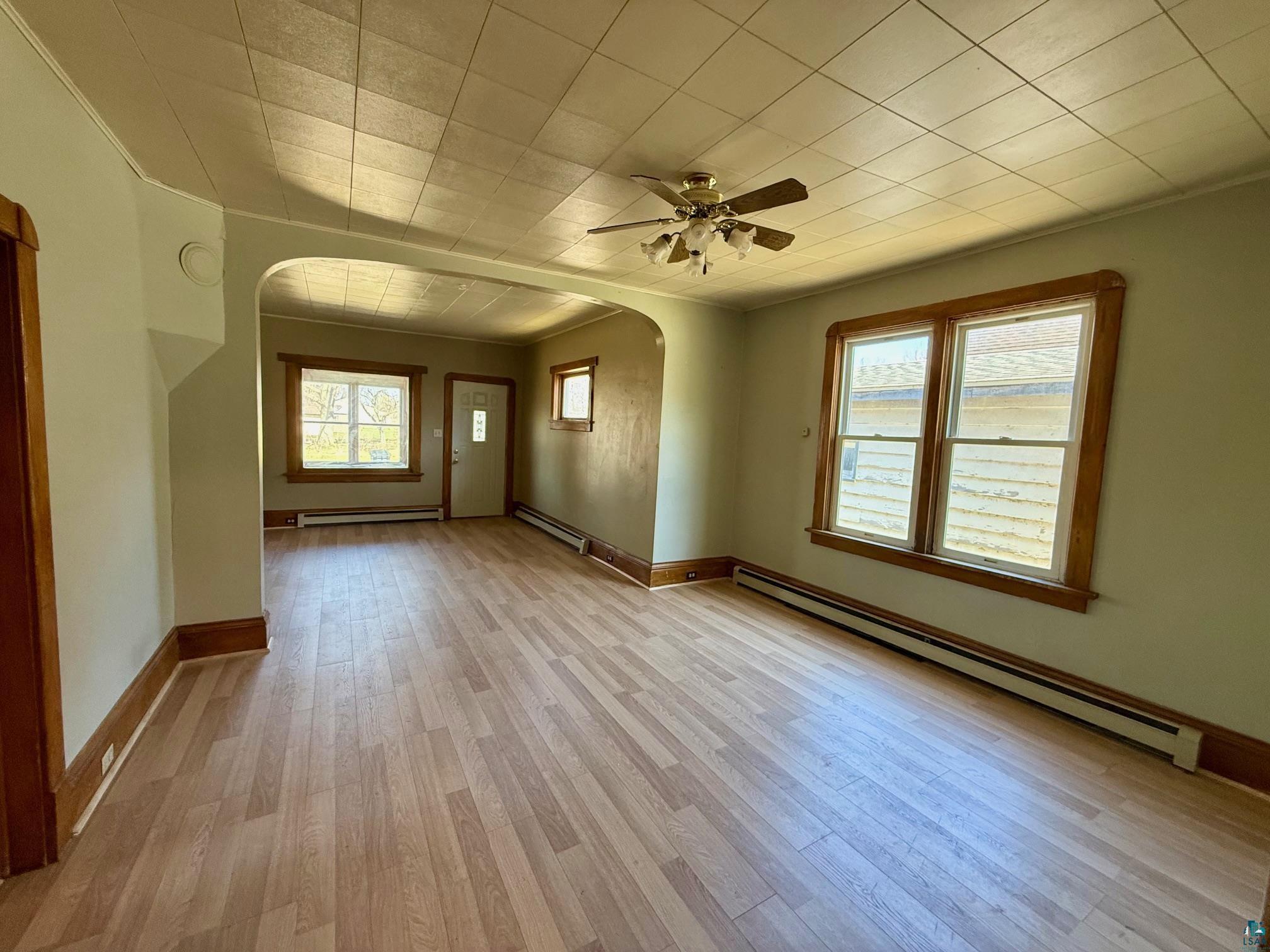 609 14th Ave E, Ashland, WI 54806 Listing Photo  7