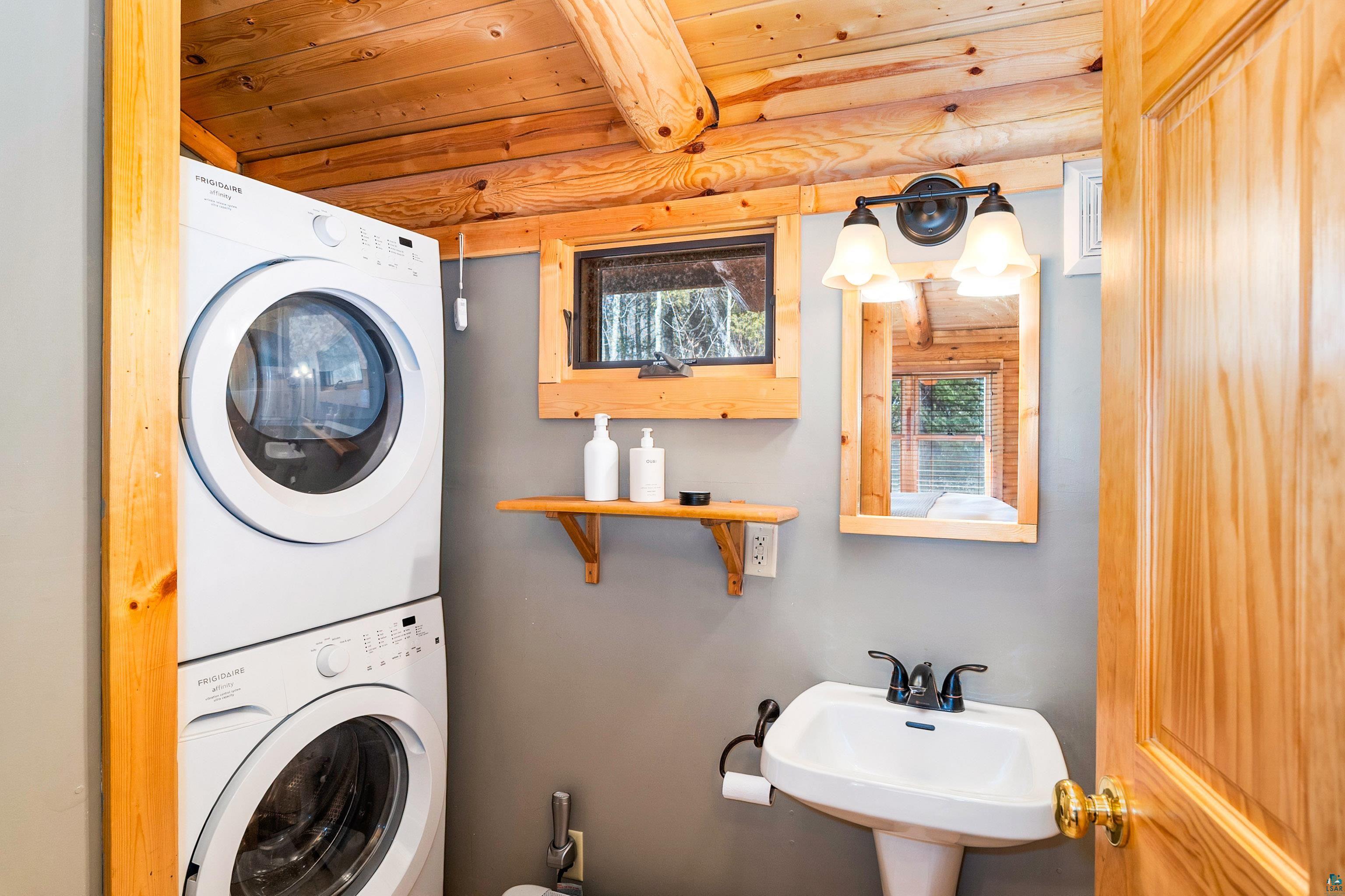 2659 Ridgeview Dr, Two Harbors, MN 55616 Listing Photo  26