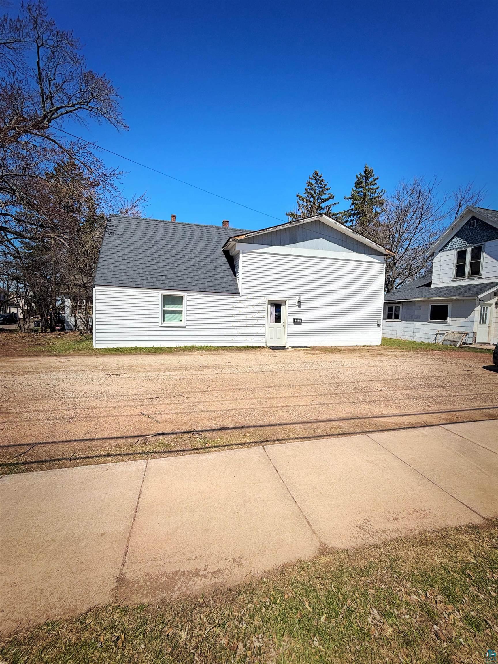 1015 6th St W, Ashland, WI 54806 Listing Photo  10