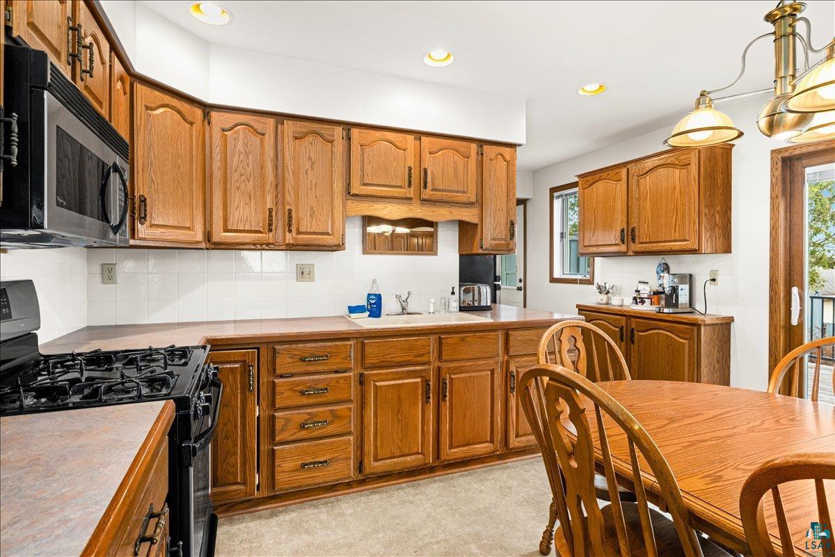 718 6th Ave, Two Harbors, MN 55616 Listing Photo  14