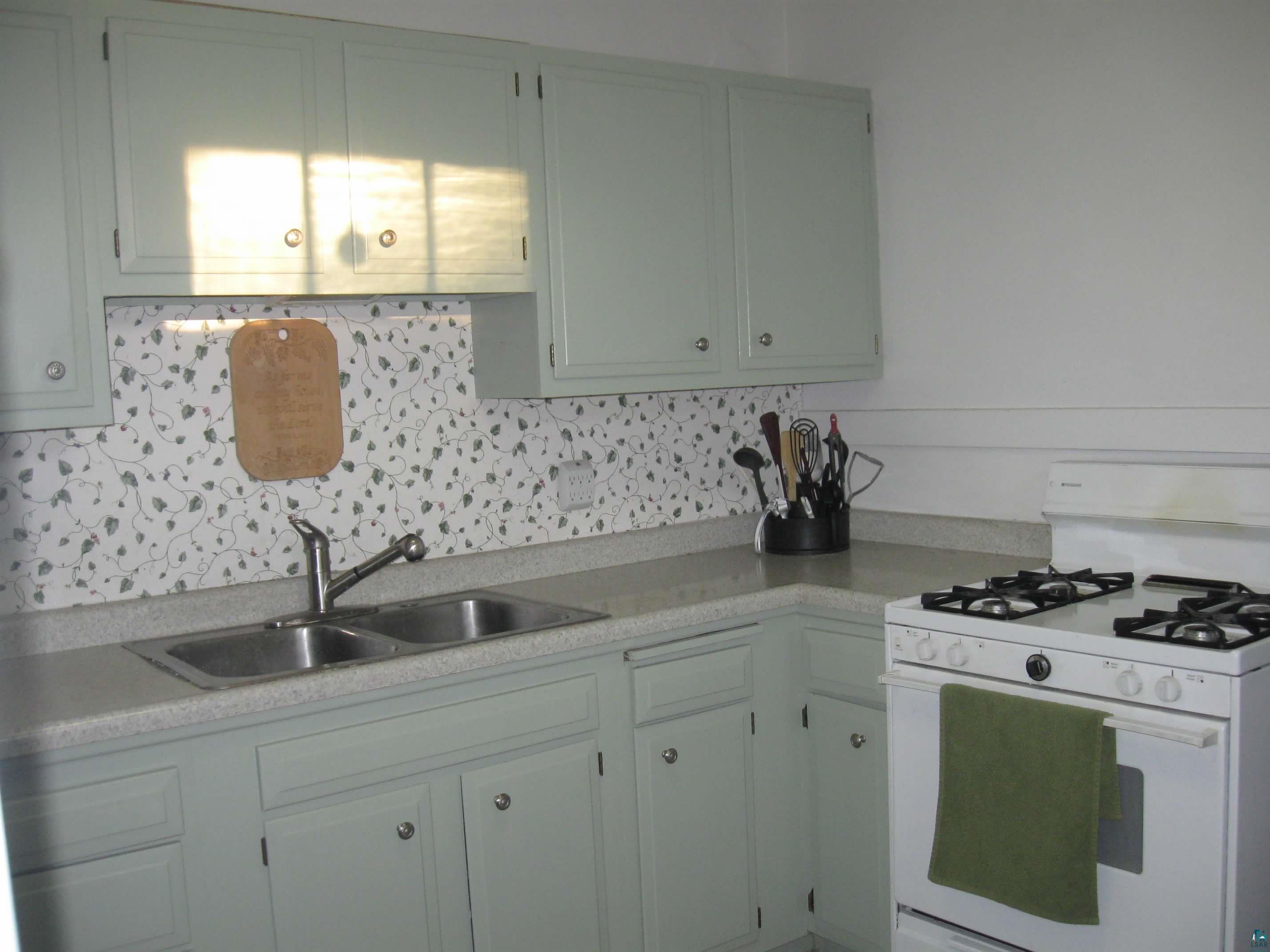 5817-19 W 8th St, Duluth, MN 55807 Listing Photo  19