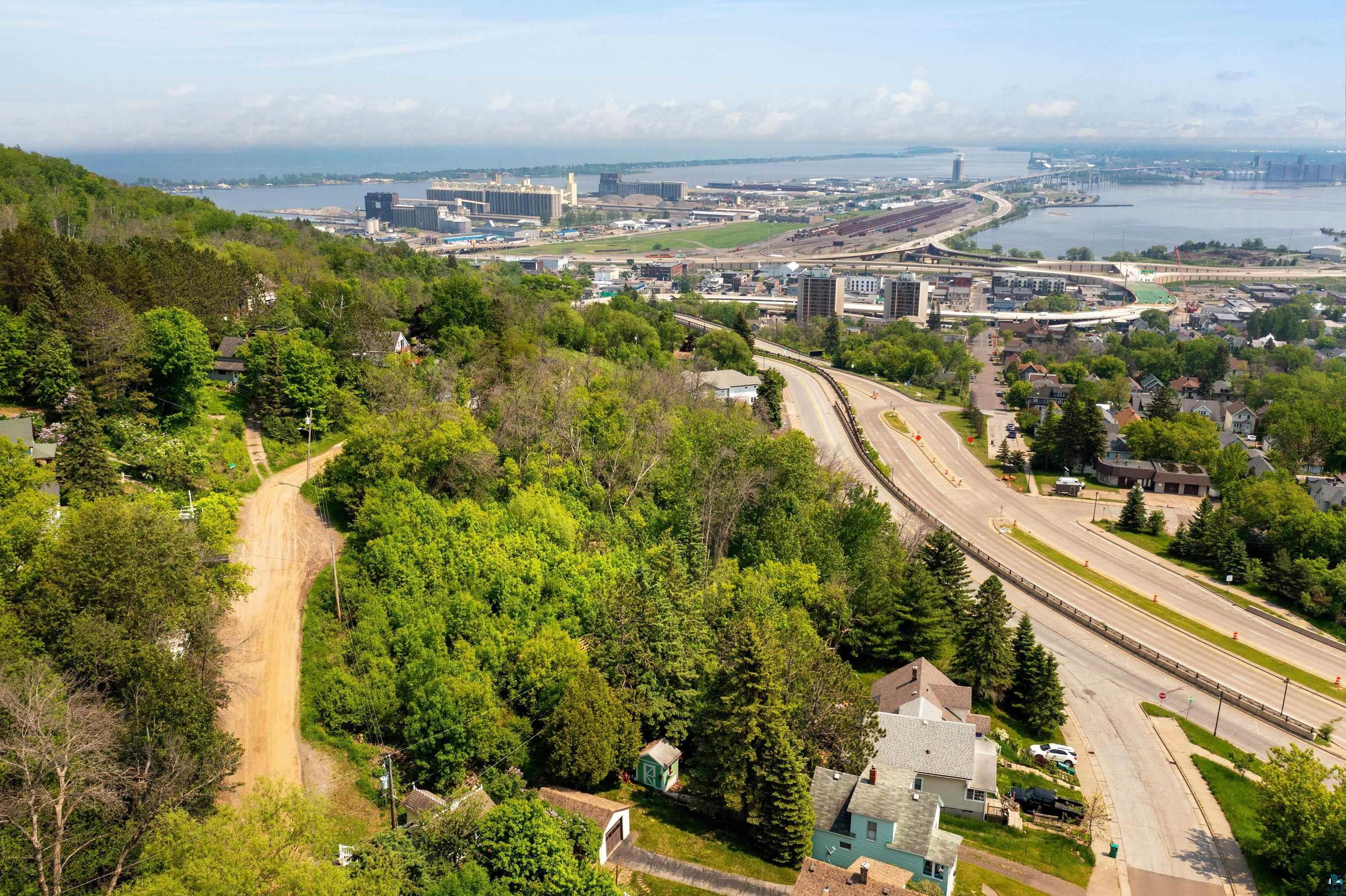 xxxx W 10th St, Duluth, MN 55806 Listing Photo  18