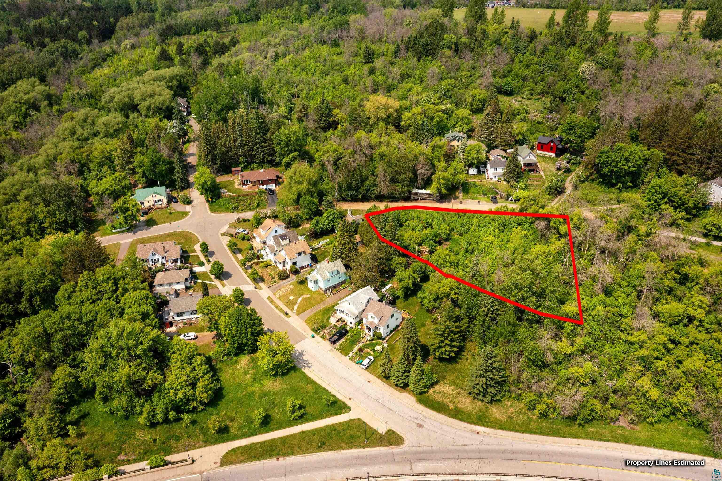 xxxx W 10th St, Duluth, MN 55806 Listing Photo  10
