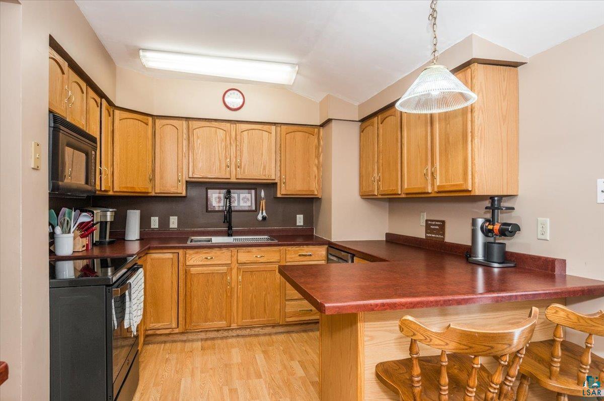 5517 Oakes Ave, Superior, WI 54880 Listing Photo  11