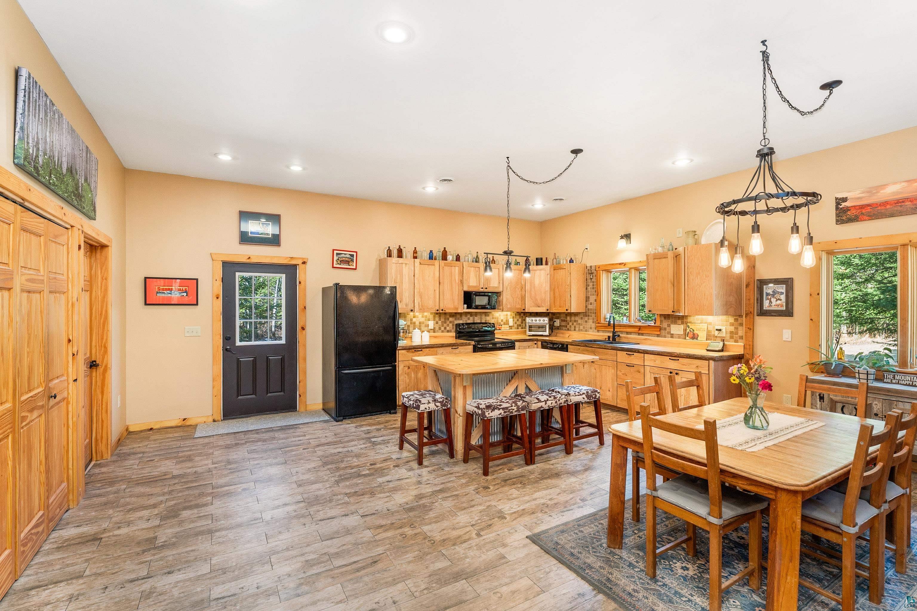 4125 Emerson Rd, Duluth, MN 55803 Listing Photo  12