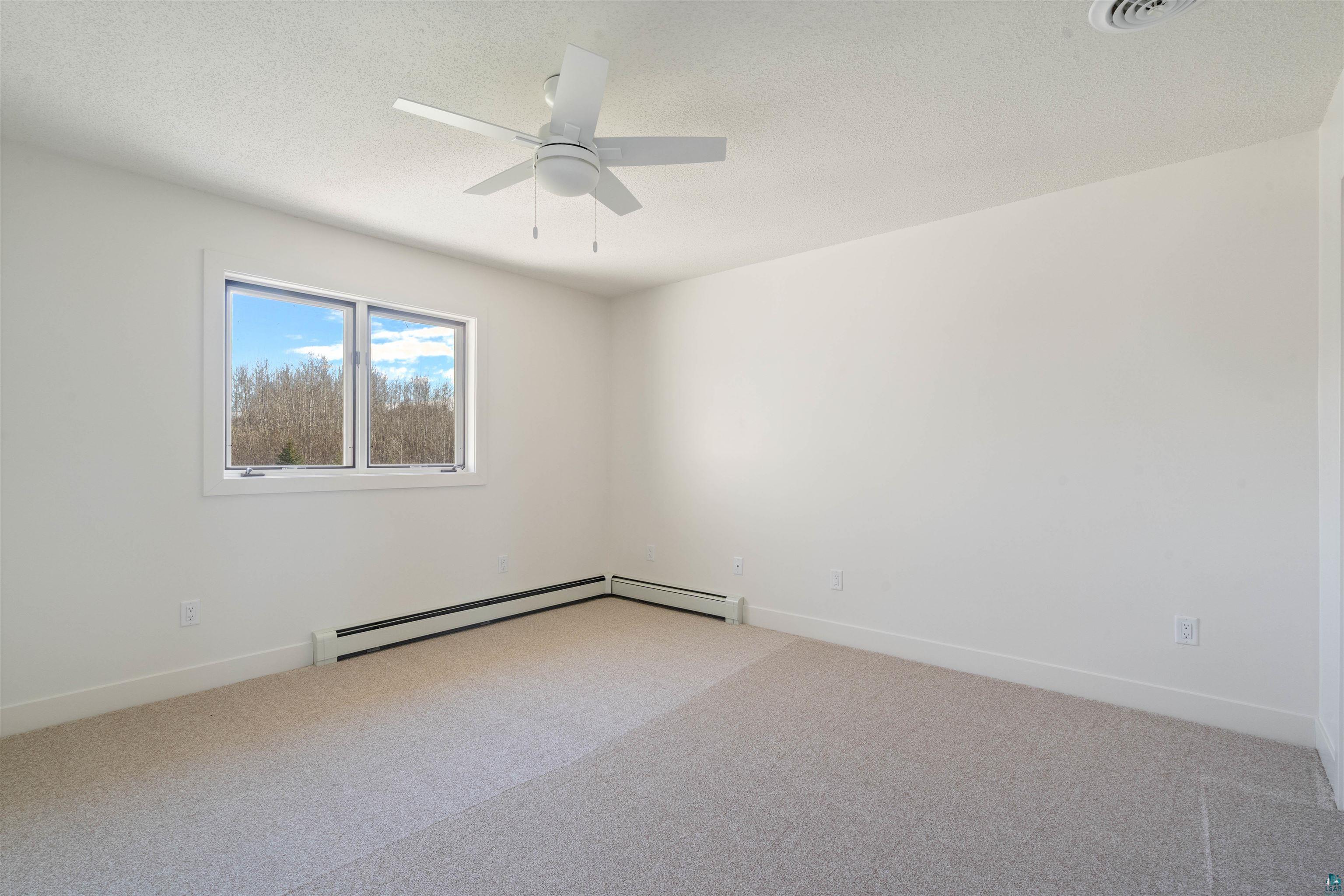 2166 E Detroit St, Superior, WI 54880 Listing Photo  44