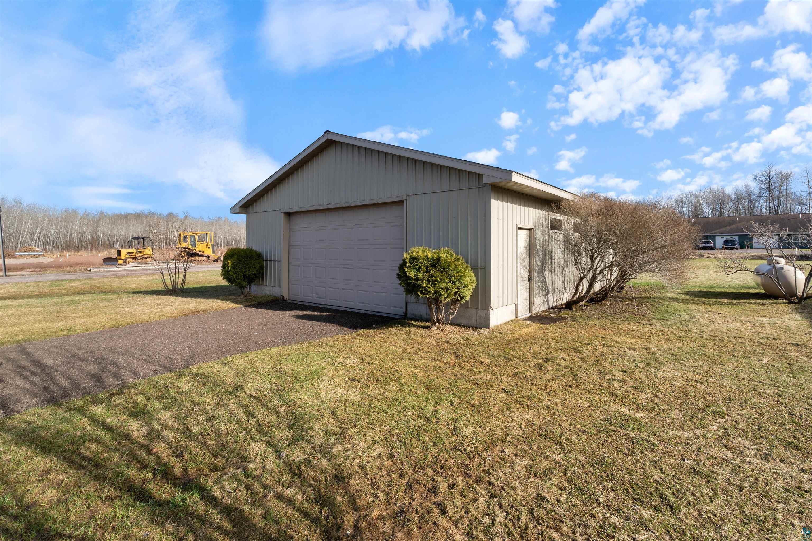2166 E Detroit St, Superior, WI 54880 Listing Photo  57