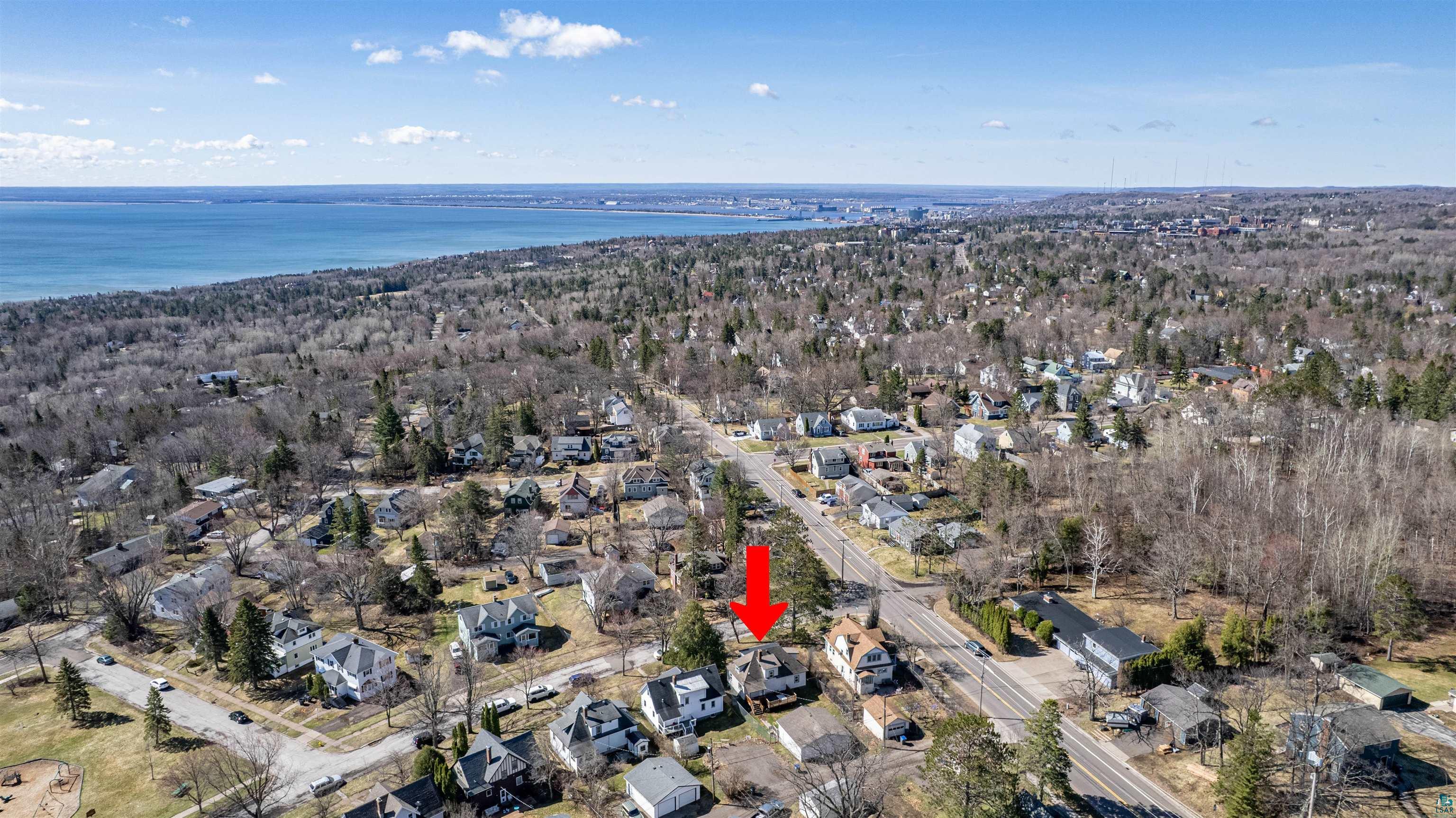 505 Spear Ave, Duluth, MN 55803 Listing Photo  2