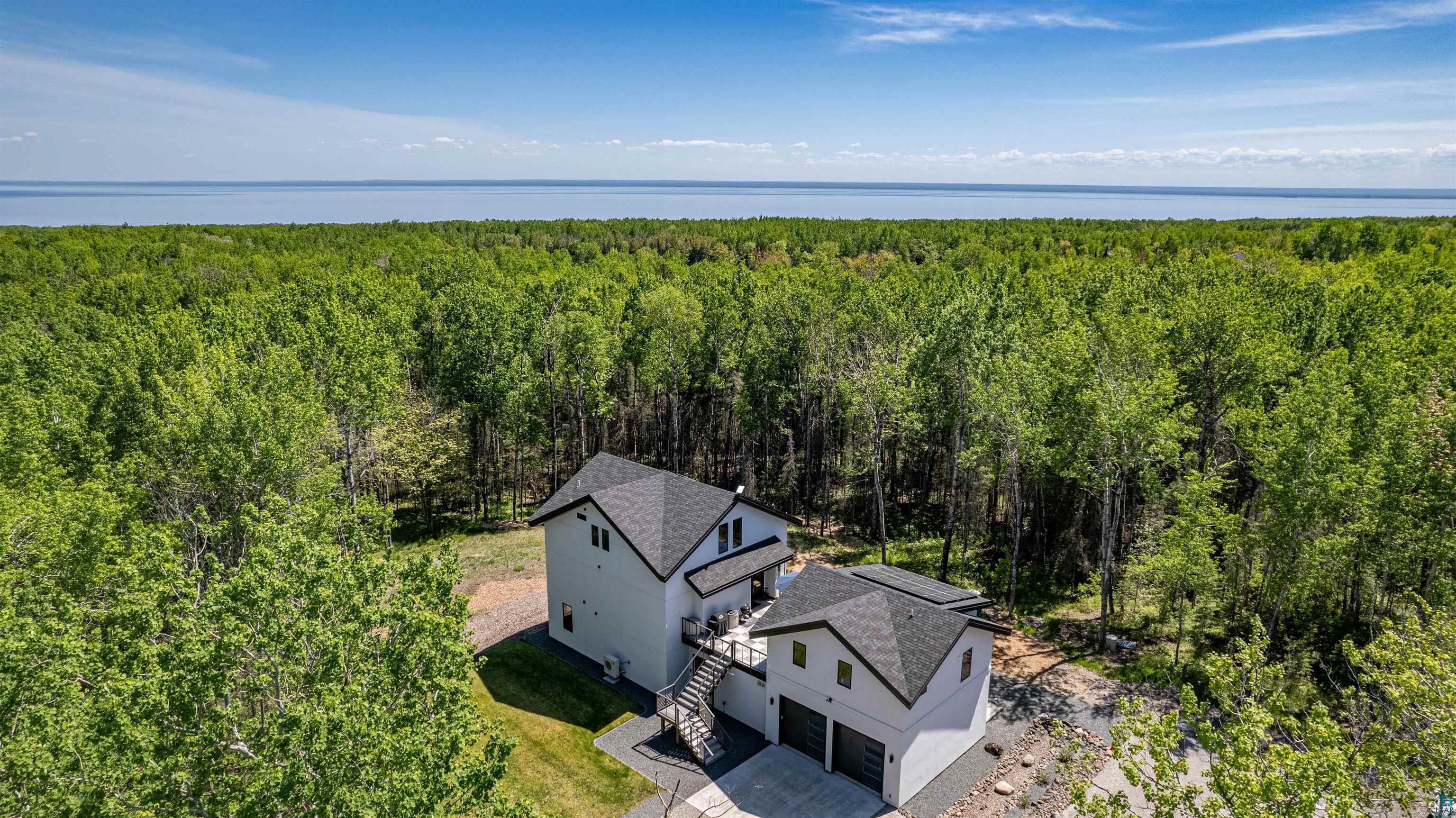 5140 Lakewood Rd, Duluth, MN 55804 Listing Photo  5