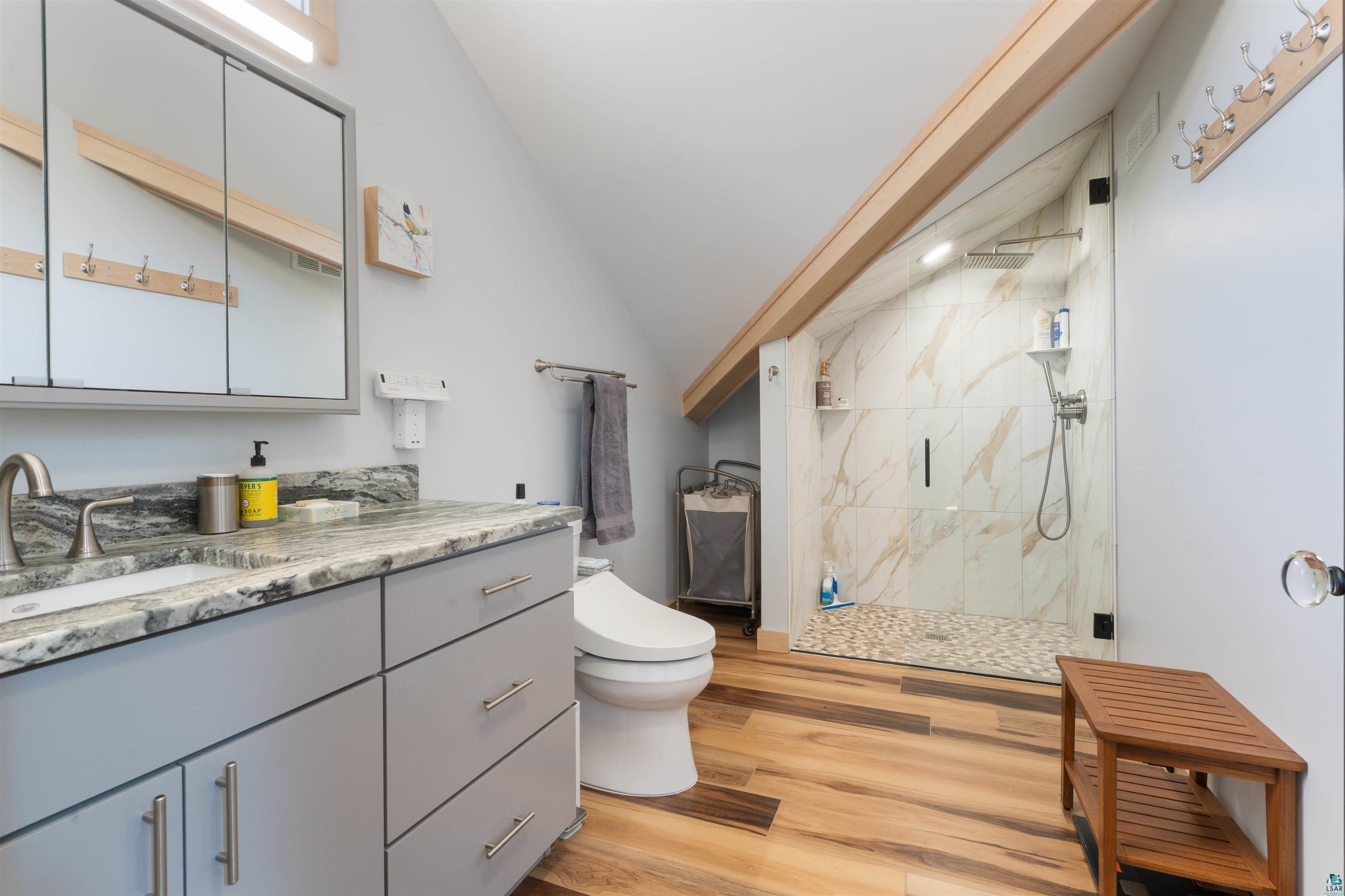 5140 Lakewood Rd, Duluth, MN 55804 Listing Photo  54