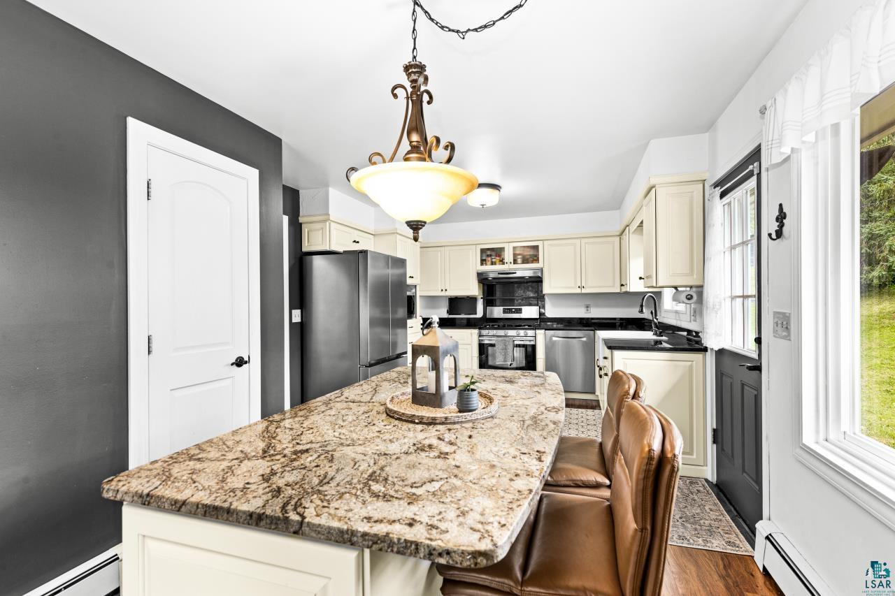 1905 Hutchinson Rd, Duluth, MN 55811 Listing Photo  22