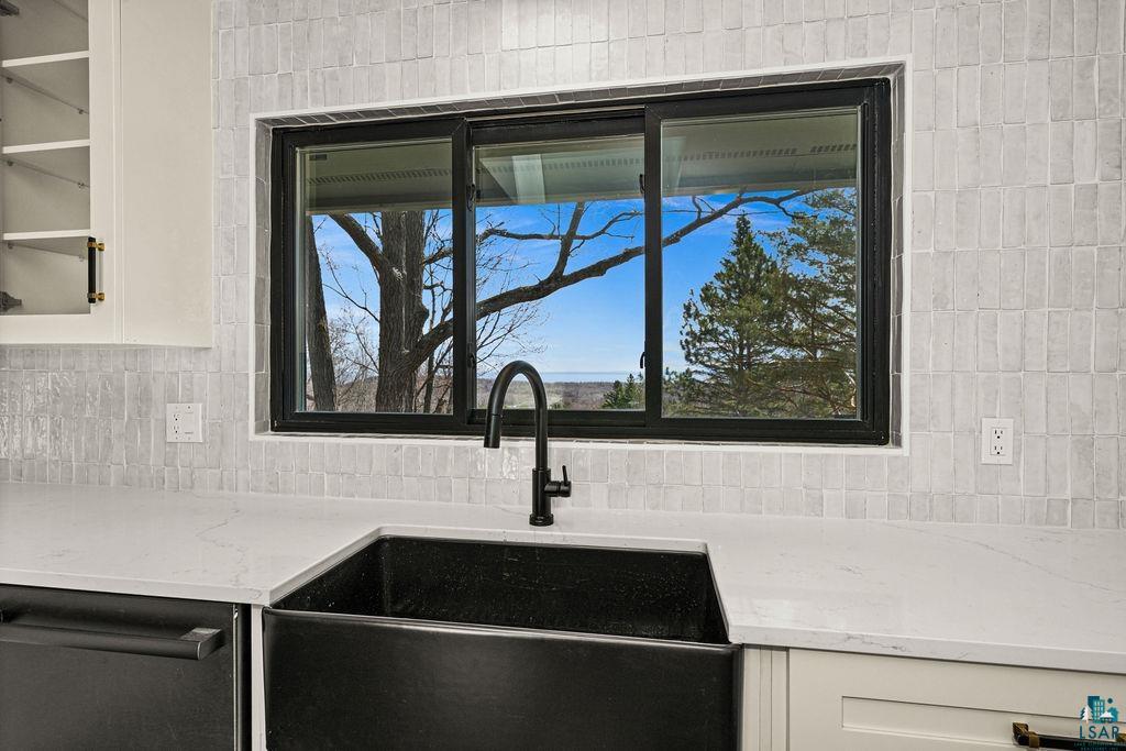 2207 Heather Ave, Duluth, MN 55803 Listing Photo  15