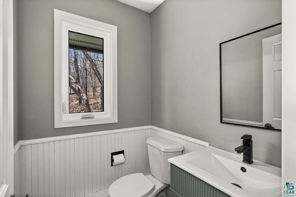 2207 Heather Ave, Duluth, MN 55803 Listing Photo  41
