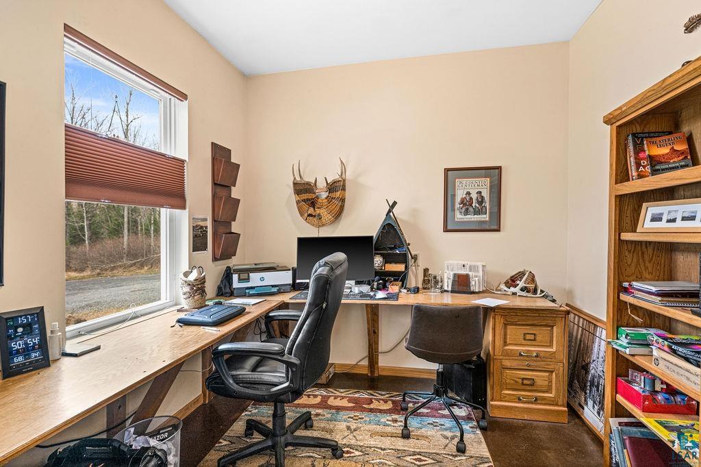 4598 McAlpine Spur Rd, Two Harbors, MN 55616 Listing Photo  21