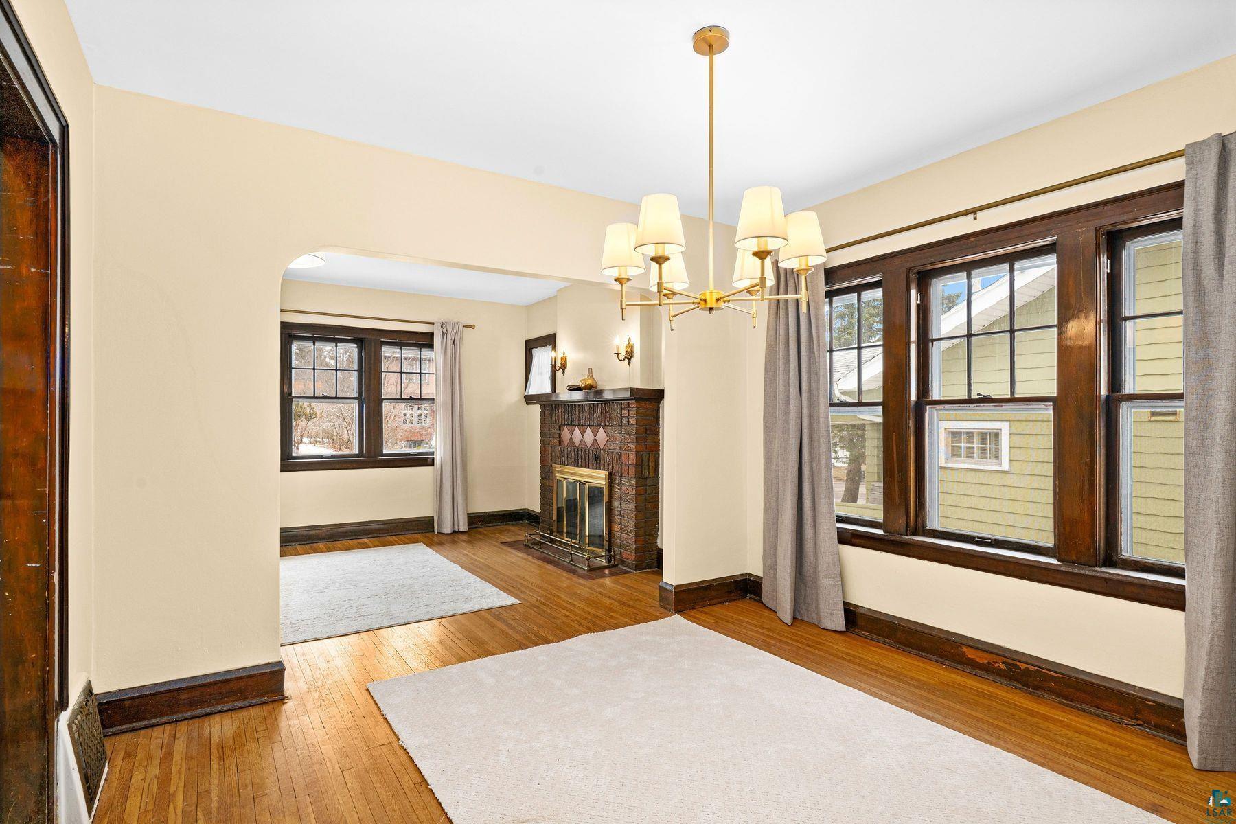 821 N 19th Ave E, Duluth, MN 55812-9625 Listing Photo  4