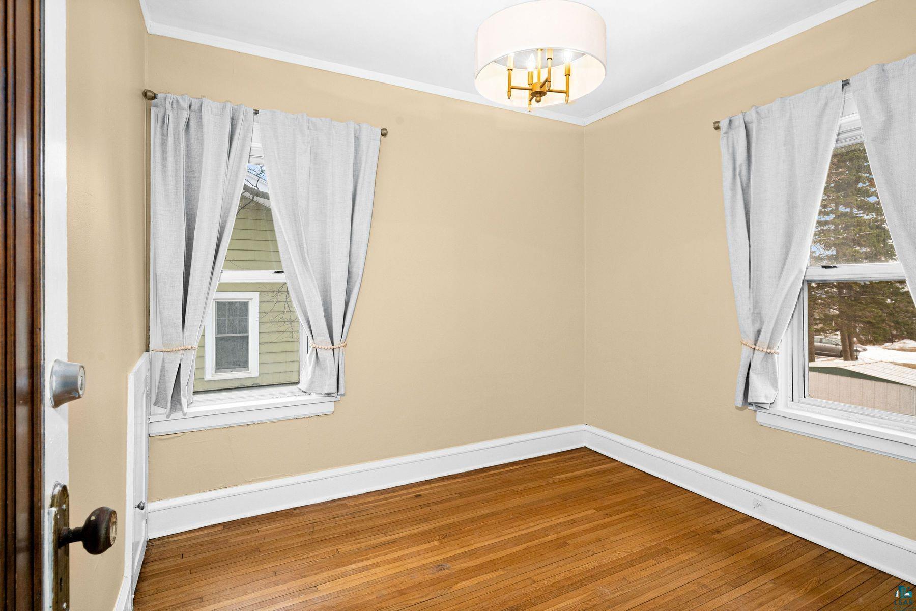 821 N 19th Ave E, Duluth, MN 55812-9625 Listing Photo  6