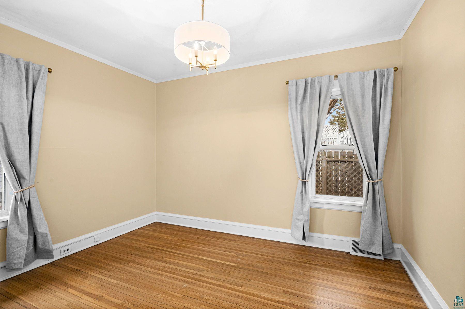 821 N 19th Ave E, Duluth, MN 55812-9625 Listing Photo  9